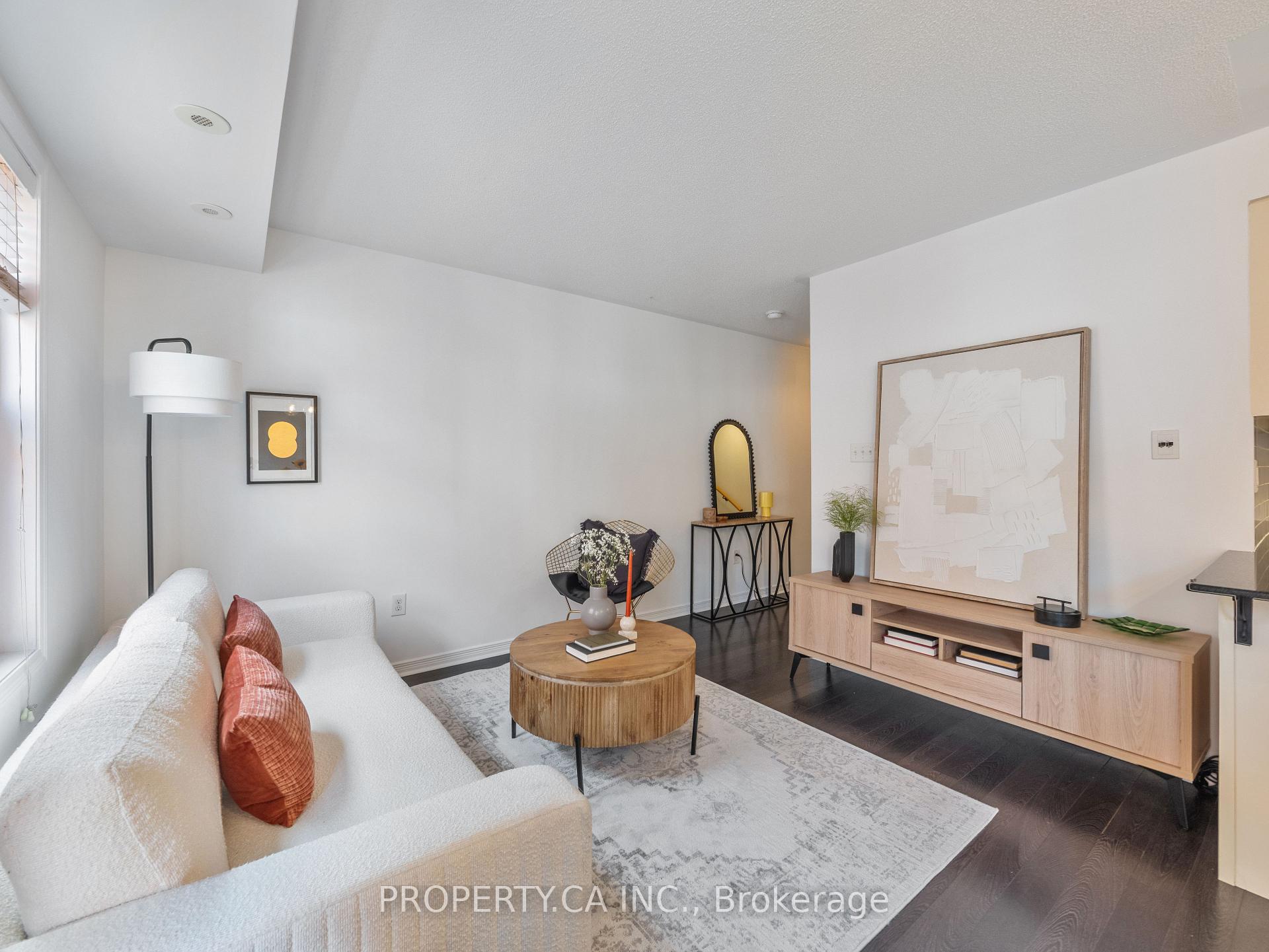 Photo 12 of Unit 4, 819 Dundas Street E, Toronto, South Riverdale — HOMEH