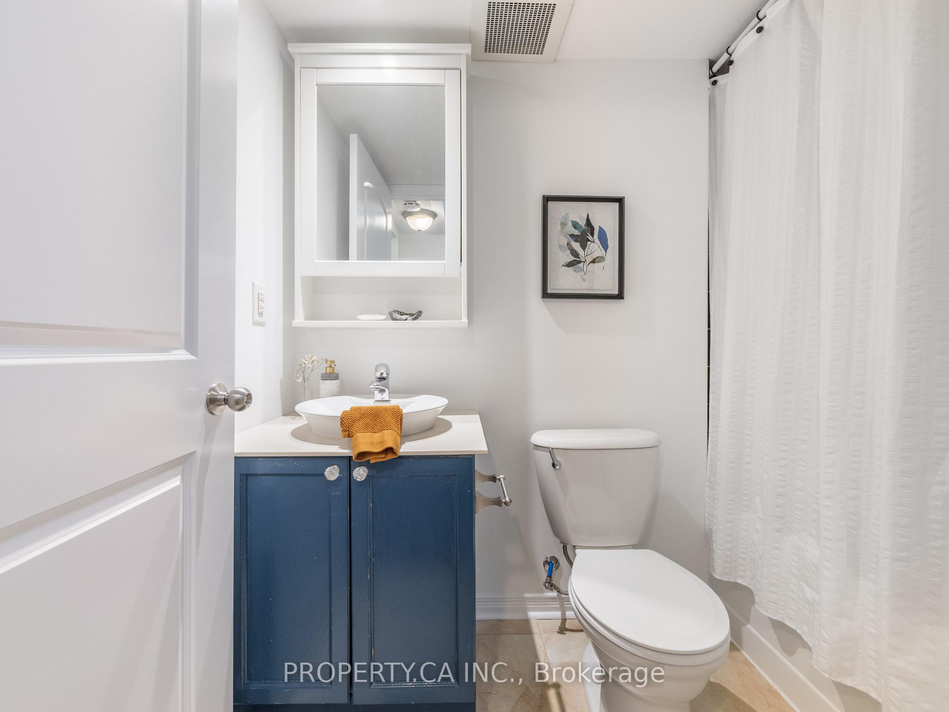 Photo 24 of Unit 4, 819 Dundas Street E, Toronto, South Riverdale — HOMEH
