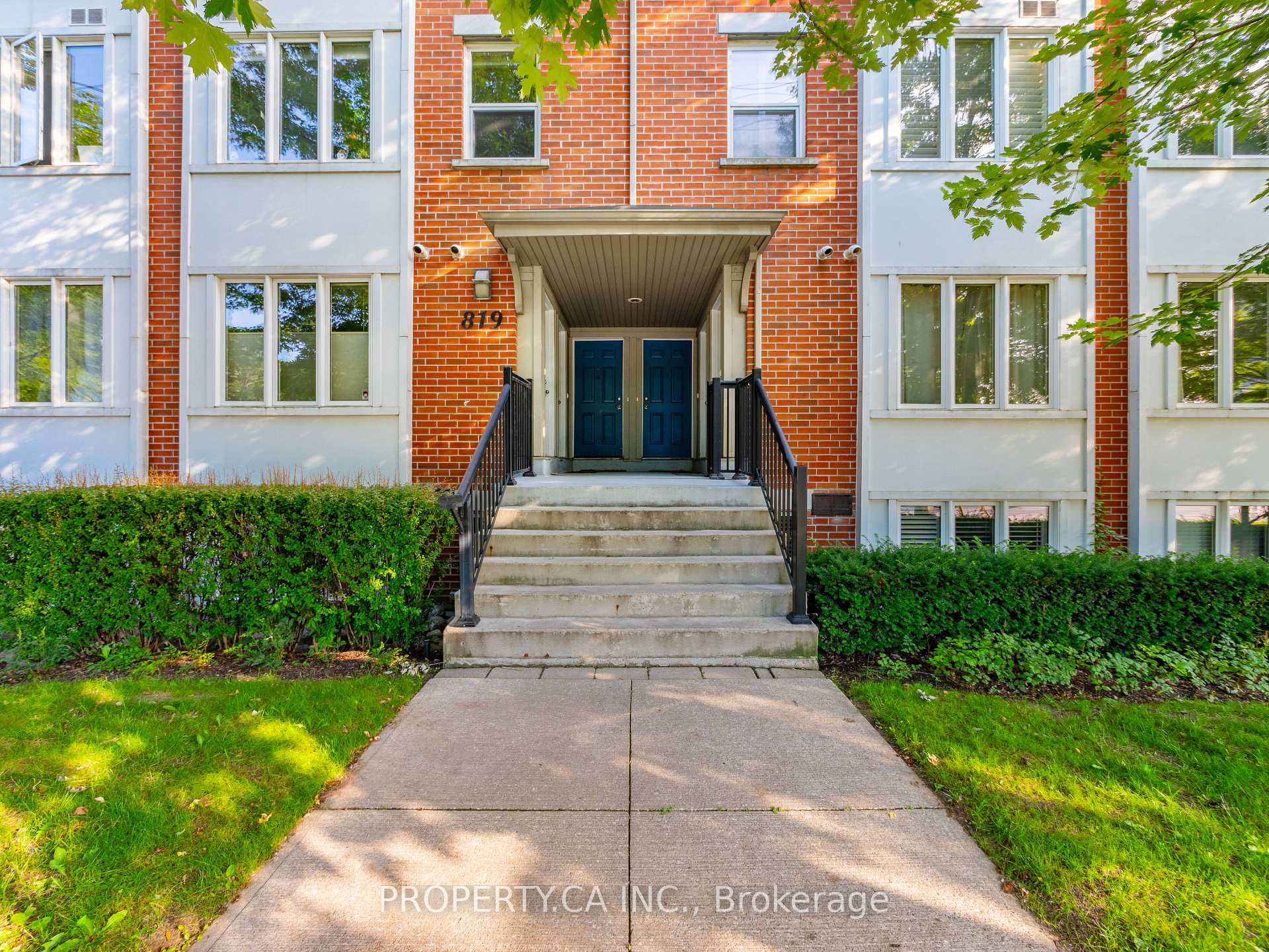 Photo 30 of Unit 4, 819 Dundas Street E, Toronto, South Riverdale — HOMEH