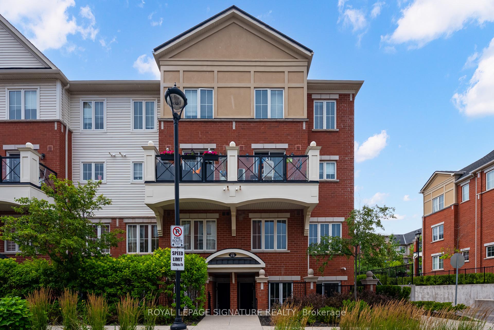 Front of Unit 19, 2492 Post Road