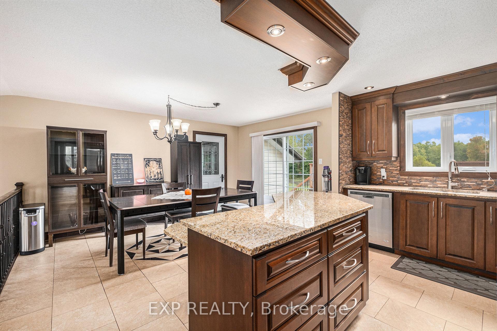 Photo 10 of 16 Landriault Avenue, Champlain, Champlain Twp — HOMEH