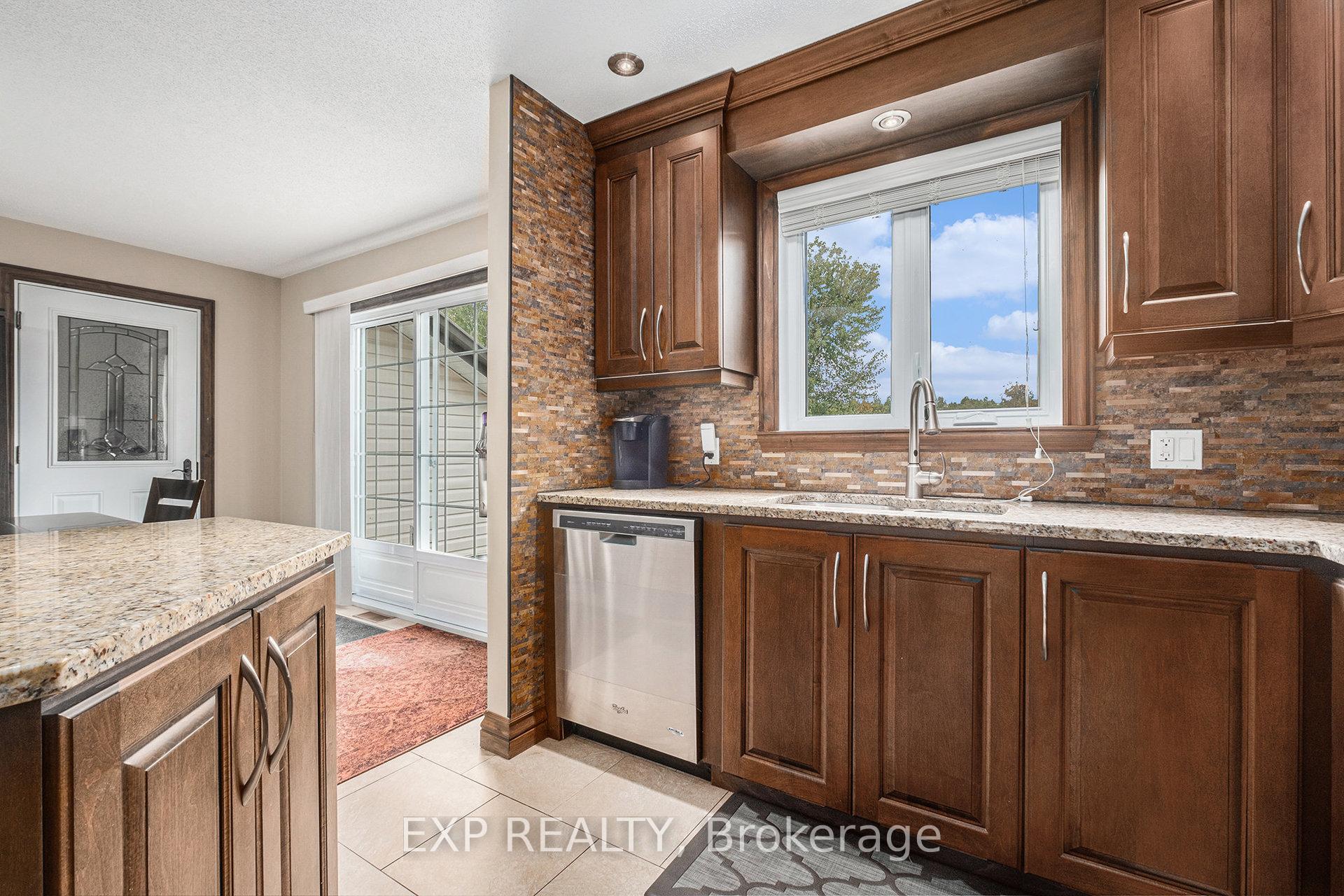 Photo 13 of 16 Landriault Avenue, Champlain, Champlain Twp — HOMEH