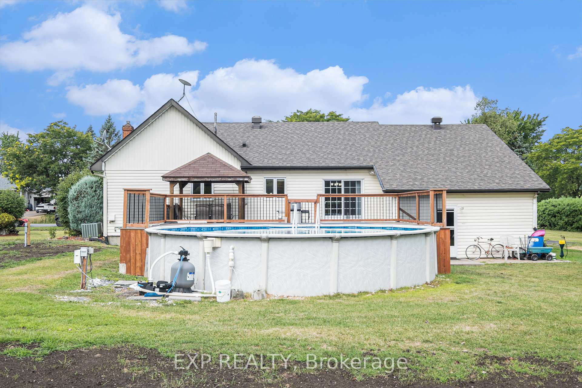 Photo 35 of 16 Landriault Avenue, Champlain, Champlain Twp — HOMEH