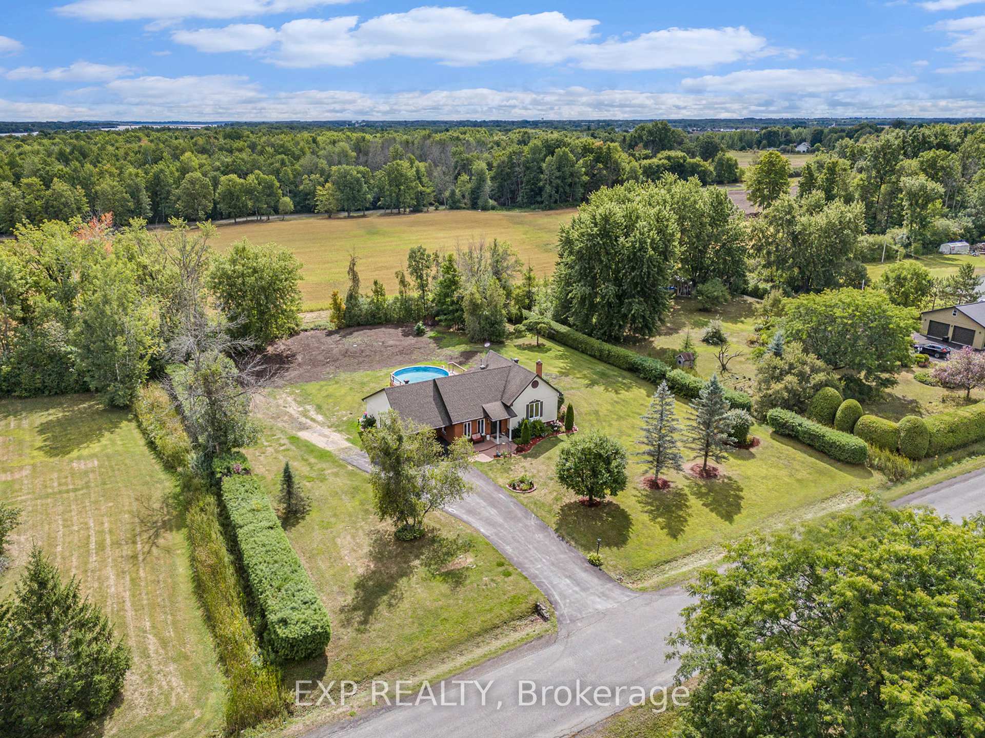 Photo 38 of 16 Landriault Avenue, Champlain, Champlain Twp — HOMEH