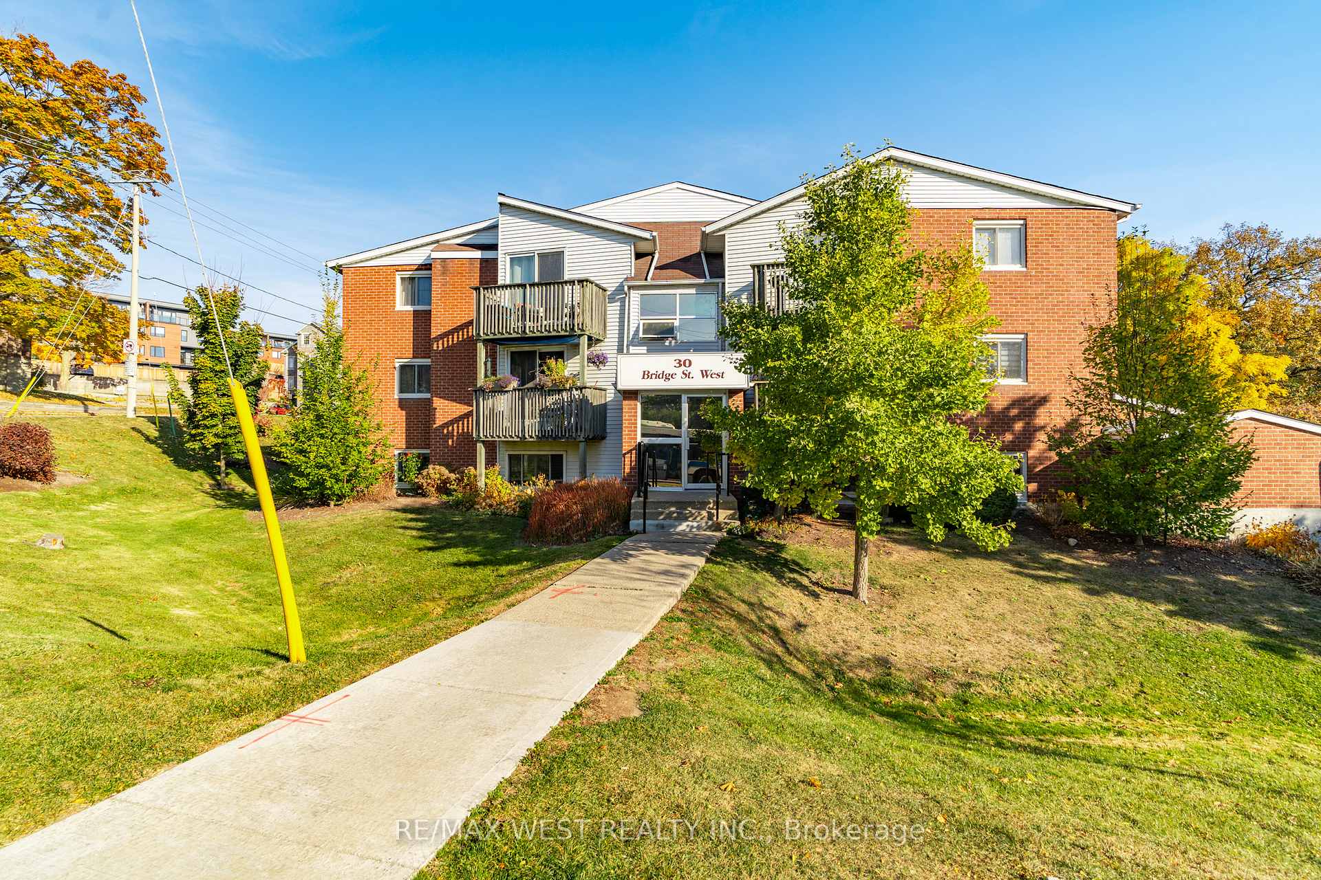 Front of Unit 206, 30 Bridge Street W