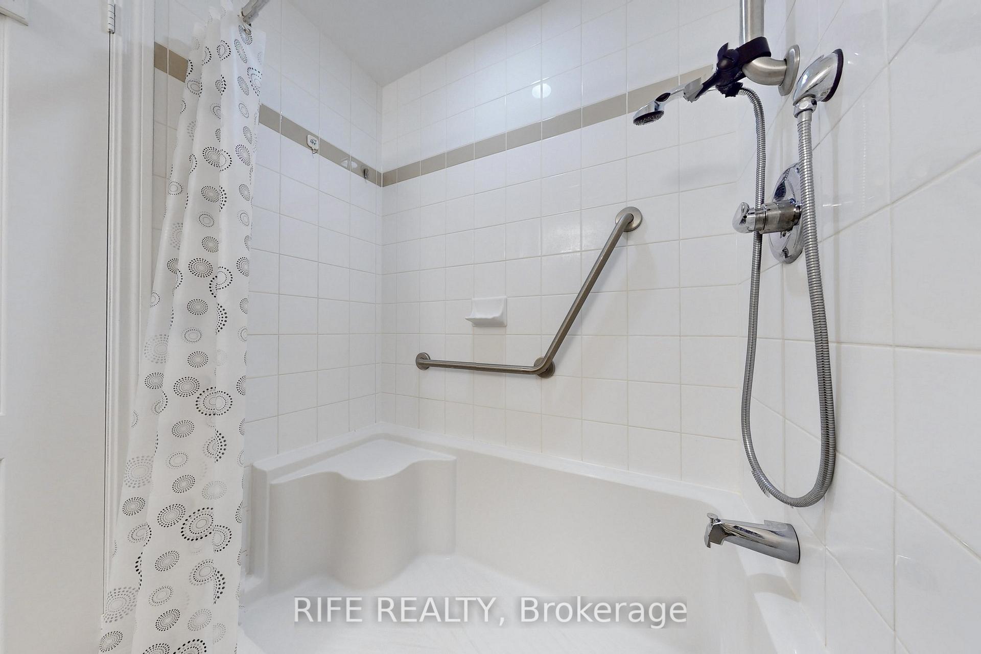 Photo 15 of Unit M520, 2 Sun Yat-Sen Avenue, Markham, Milliken Mills East — HOMEH