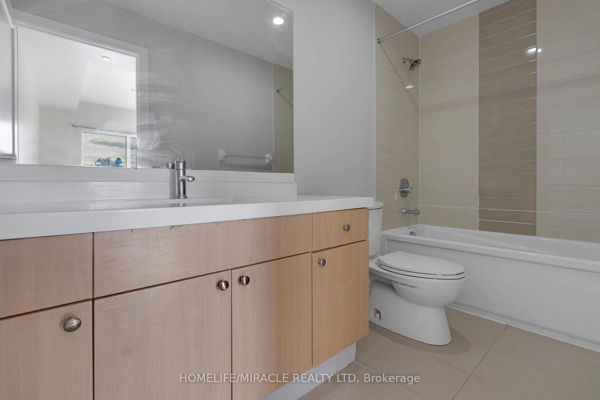 Photo 21 of Unit 216, 540 Bur Oak Avenue S, Markham, Berczy — HOMEH