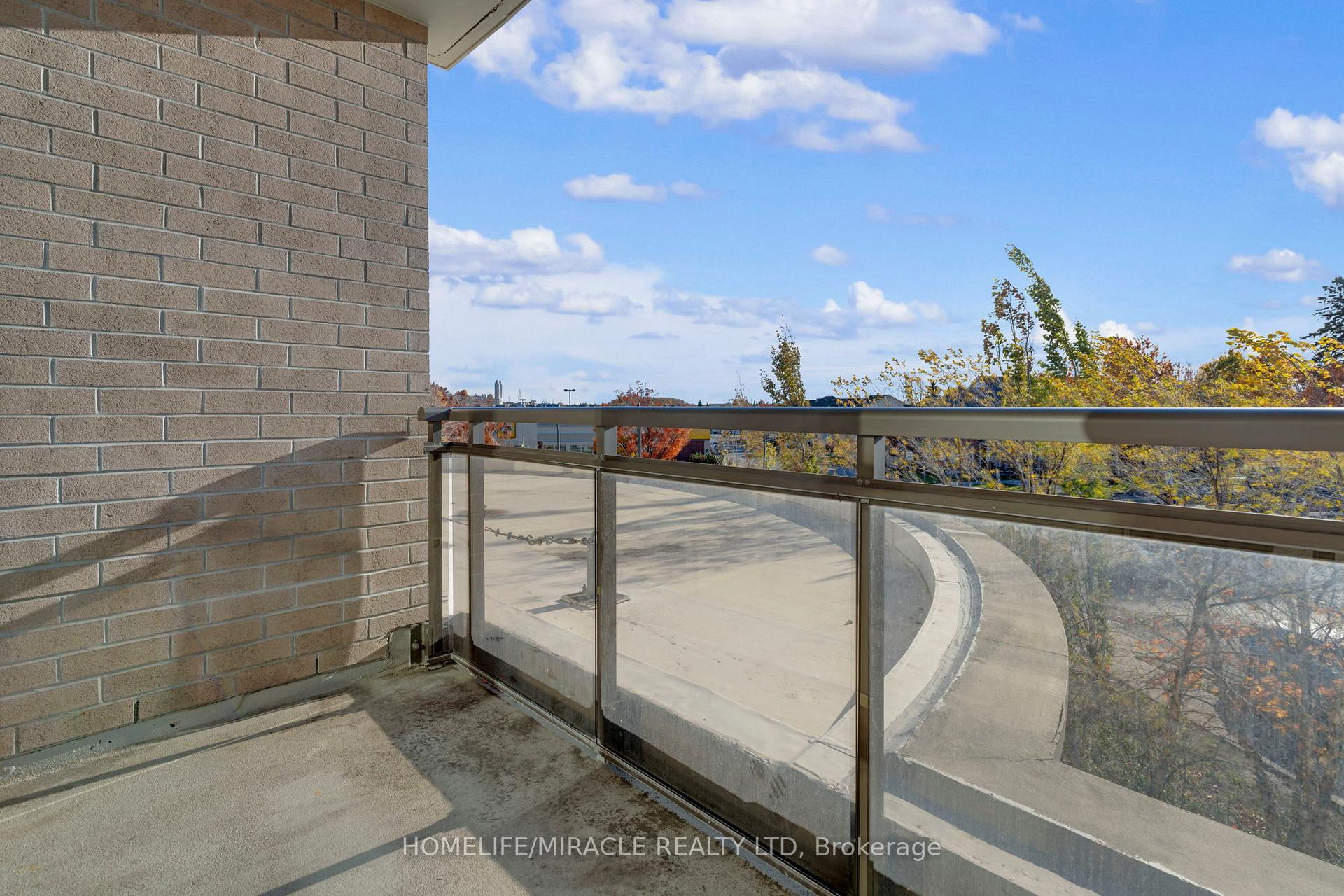Photo 23 of Unit 216, 540 Bur Oak Avenue S, Markham, Berczy — HOMEH