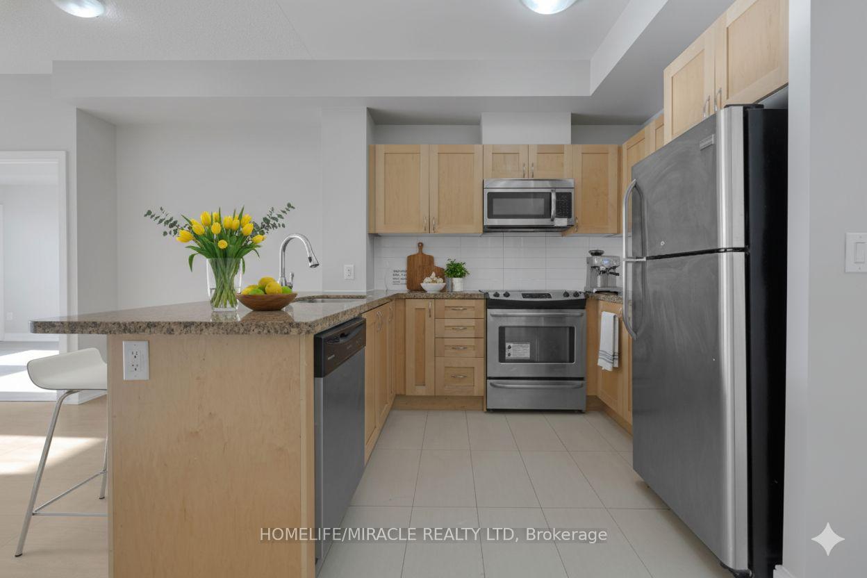 Photo 41 of Unit 216, 540 Bur Oak Avenue S, Markham, Berczy — HOMEH