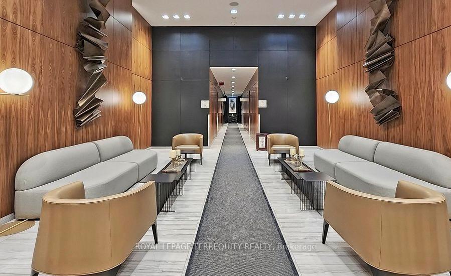 Photo 15 of Unit 3706, 8 Eglinton Avenue E, Toronto, Mount Pleasant West — HOMEH