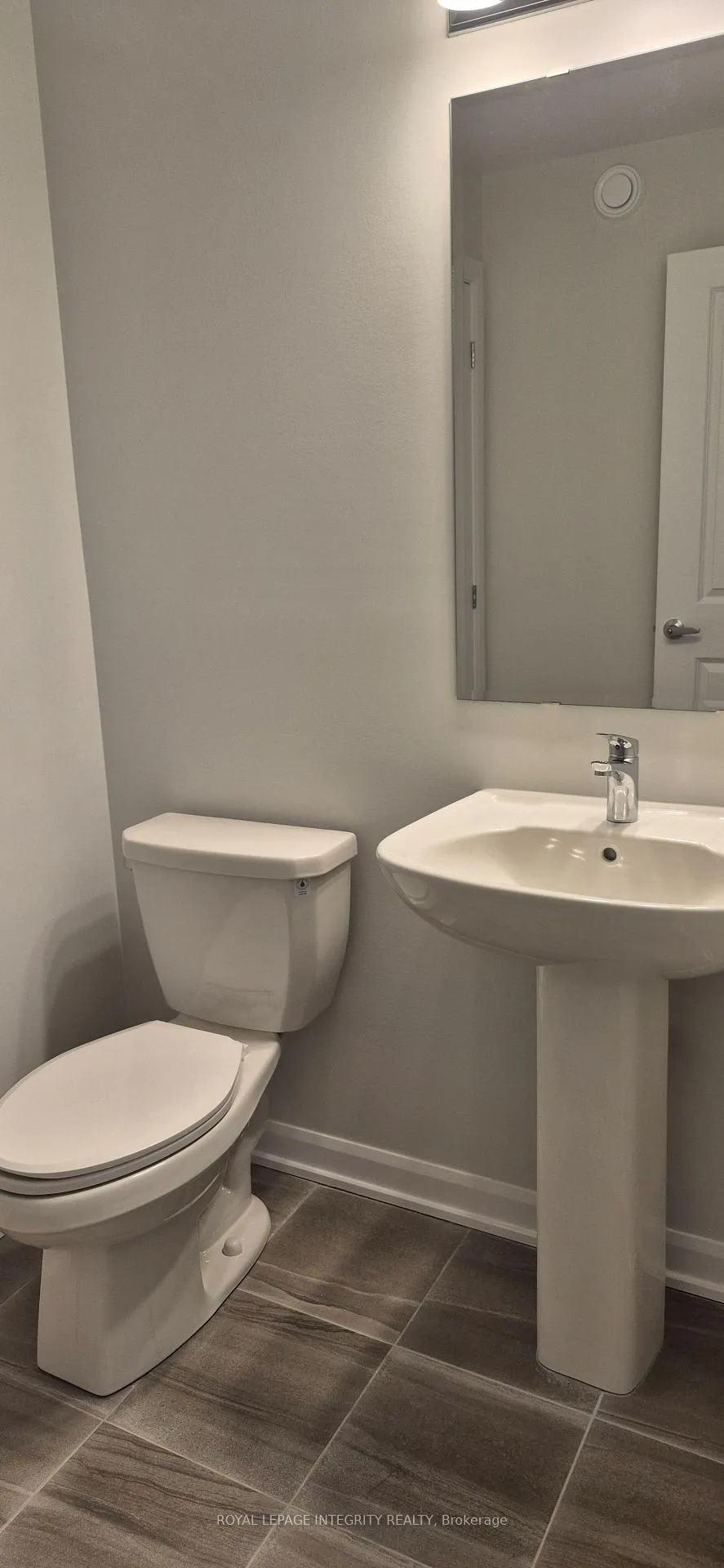 Photo 10 of Unit 18, 701 Glenroy Gilbert Drive, Ottawa, Barrhaven - Strandherd — HOMEH