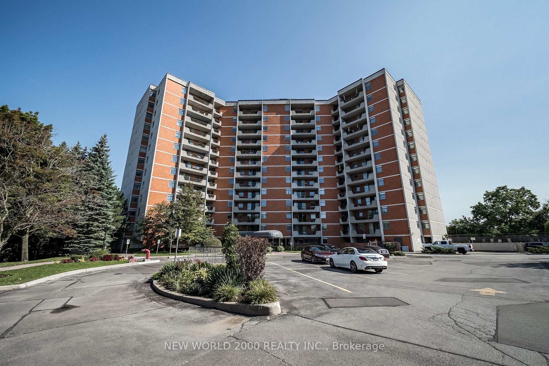 Photo 1 of Unit 410, 7811 Yonge Street, Markham, Thornhill — HOMEH