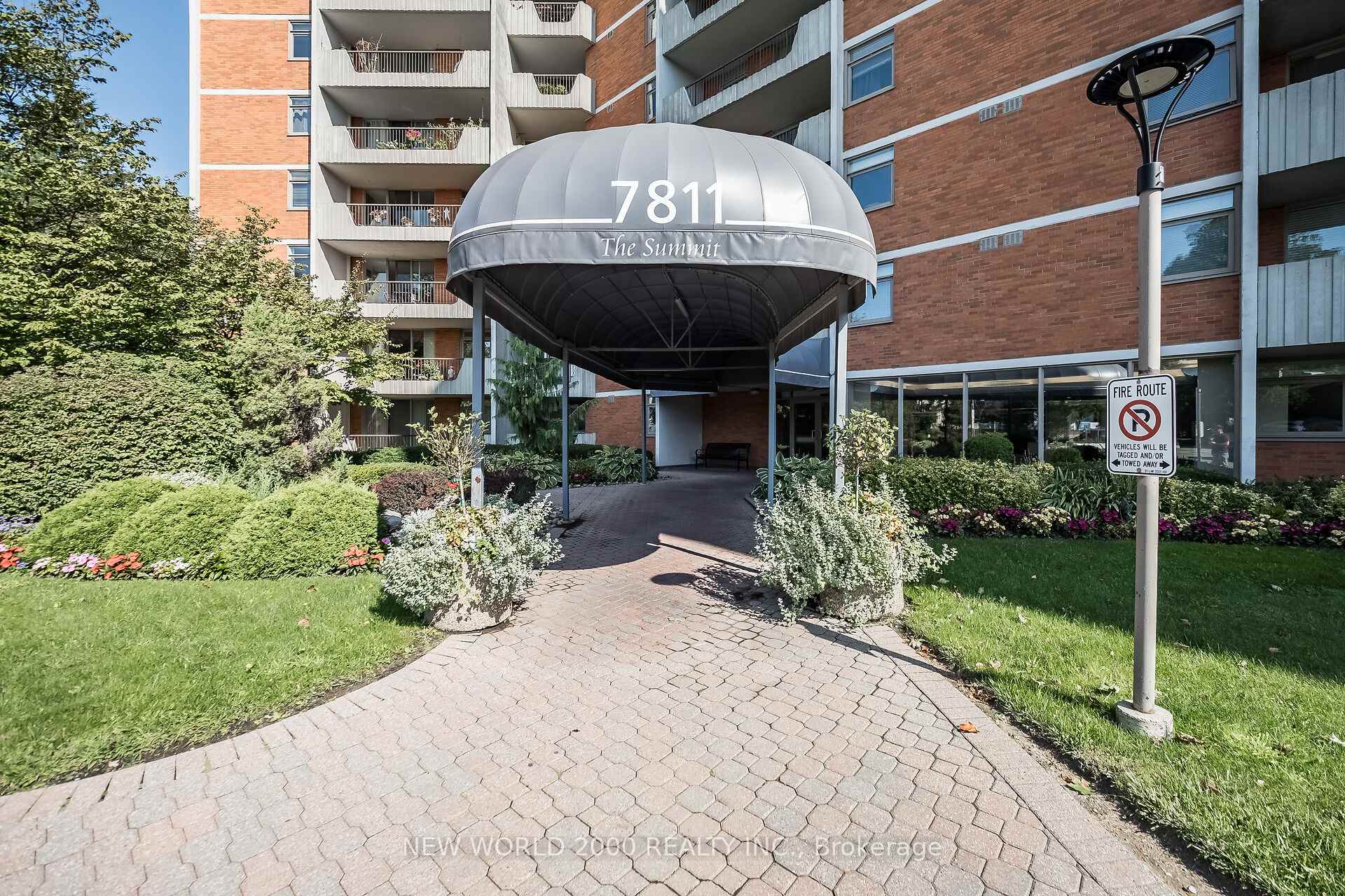 Photo 2 of Unit 410, 7811 Yonge Street, Markham, Thornhill — HOMEH