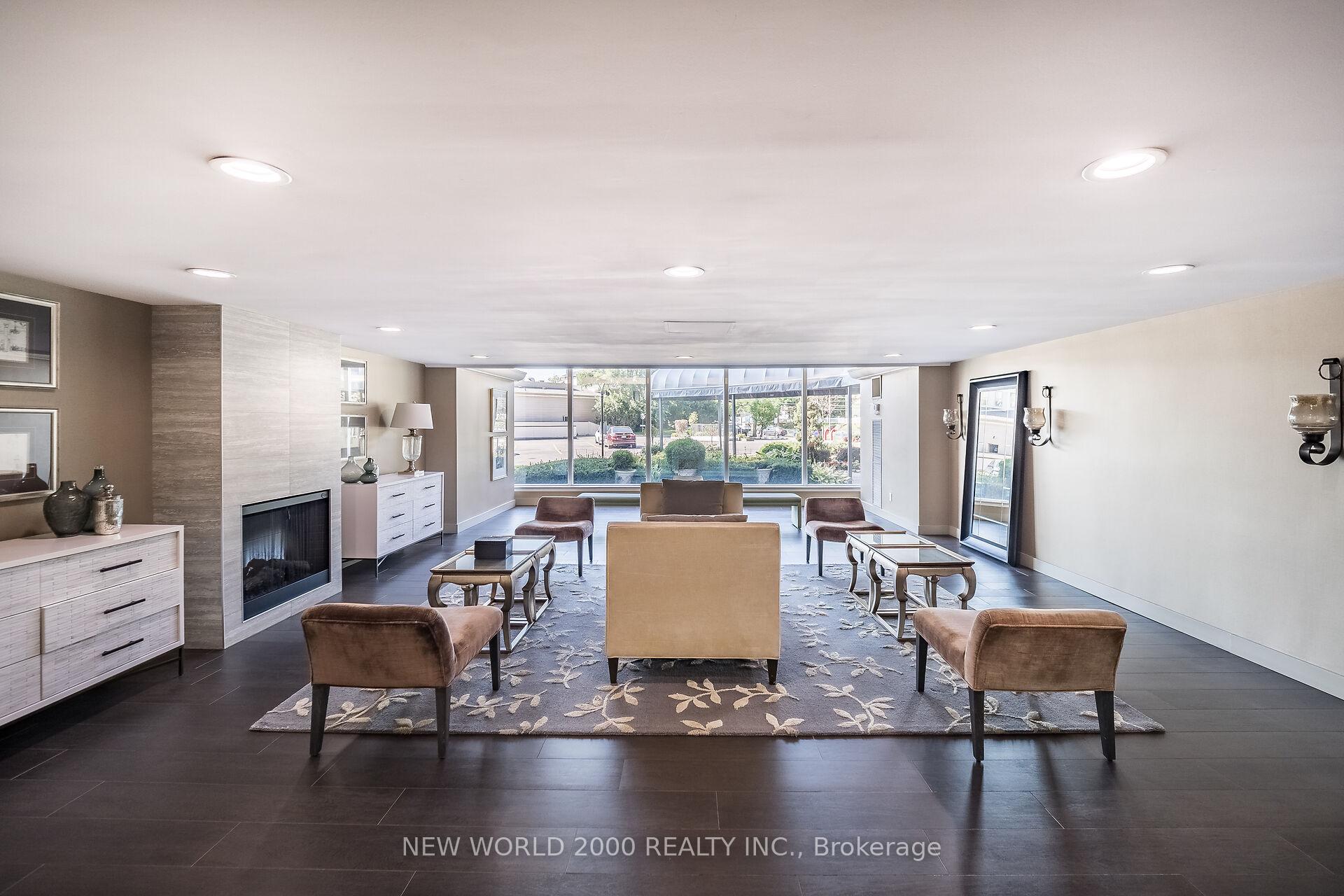 Photo 4 of Unit 410, 7811 Yonge Street, Markham, Thornhill — HOMEH