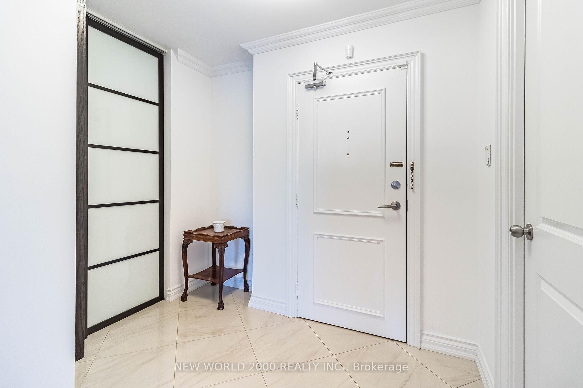 Photo 9 of Unit 410, 7811 Yonge Street, Markham, Thornhill — HOMEH