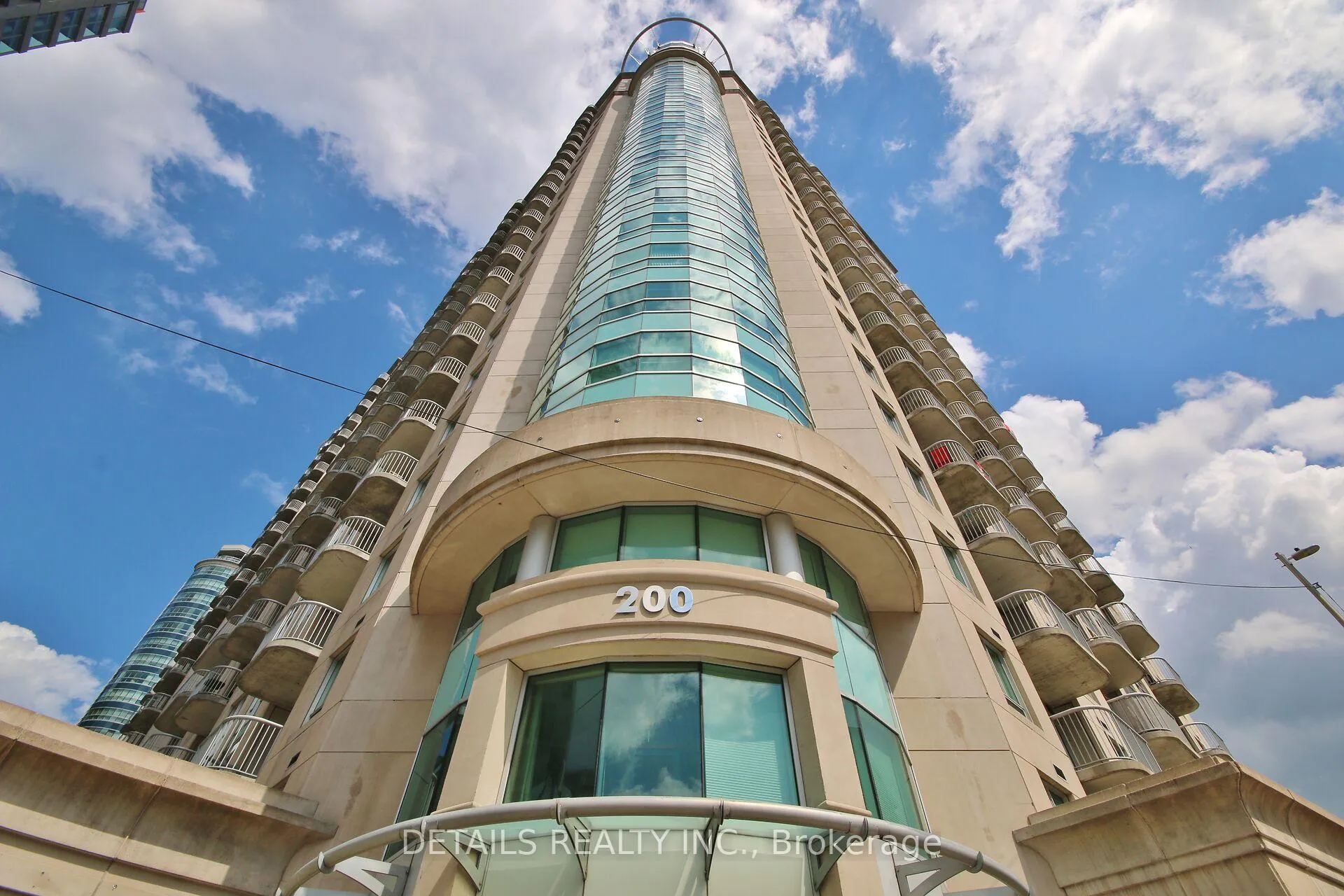 Front of Unit 1202, 200 Rideau Street