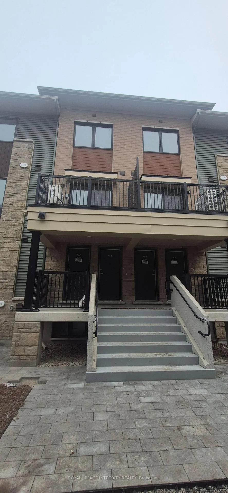 Photo 2 of Unit 3, 401 Glenroy Gilbert Drive, Ottawa, Barrhaven - Strandherd — HOMEH