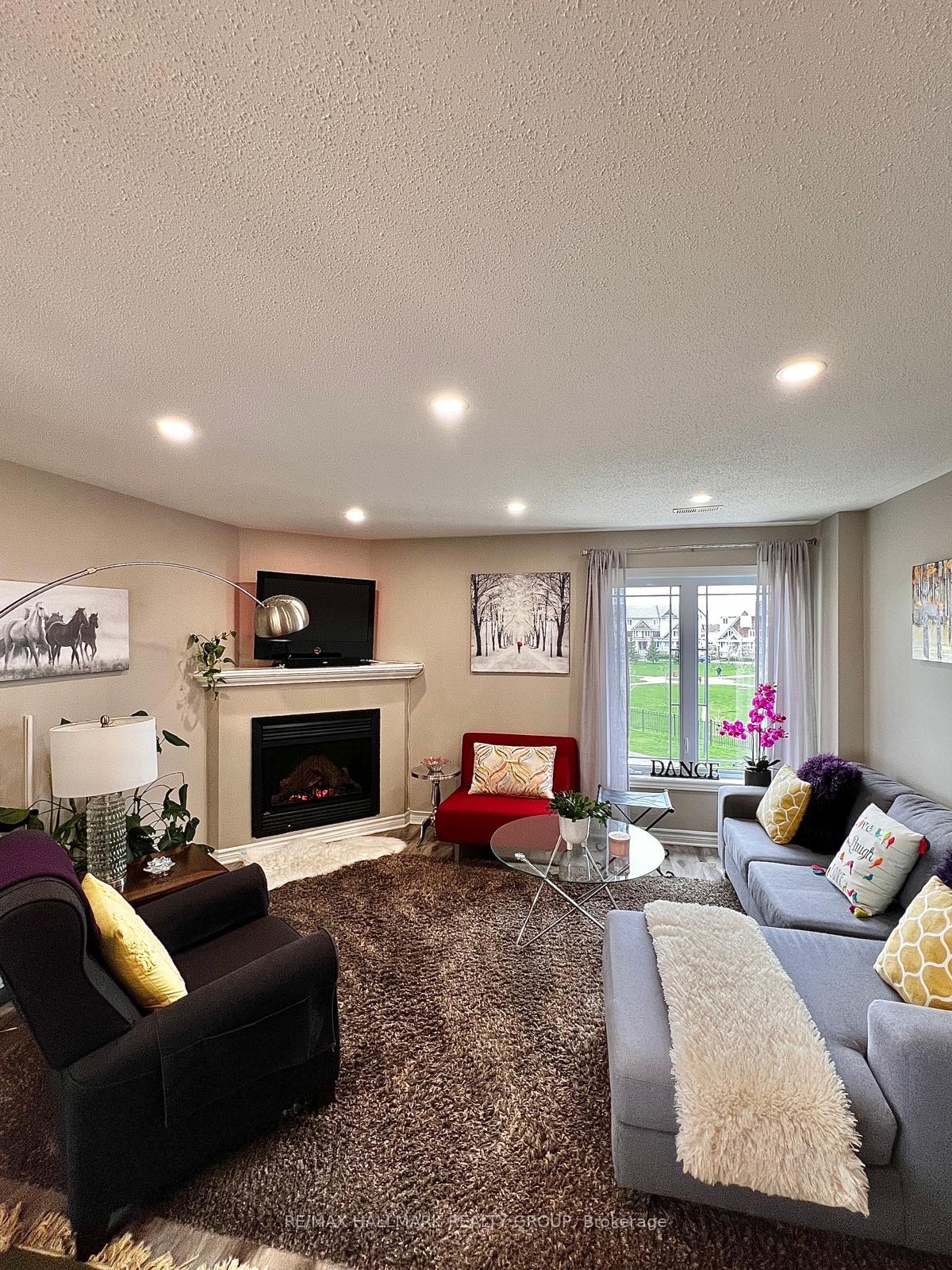 Photo 4 of Unit 52, 630 Lakeridge Drive, Ottawa, Avalon East — HOMEH