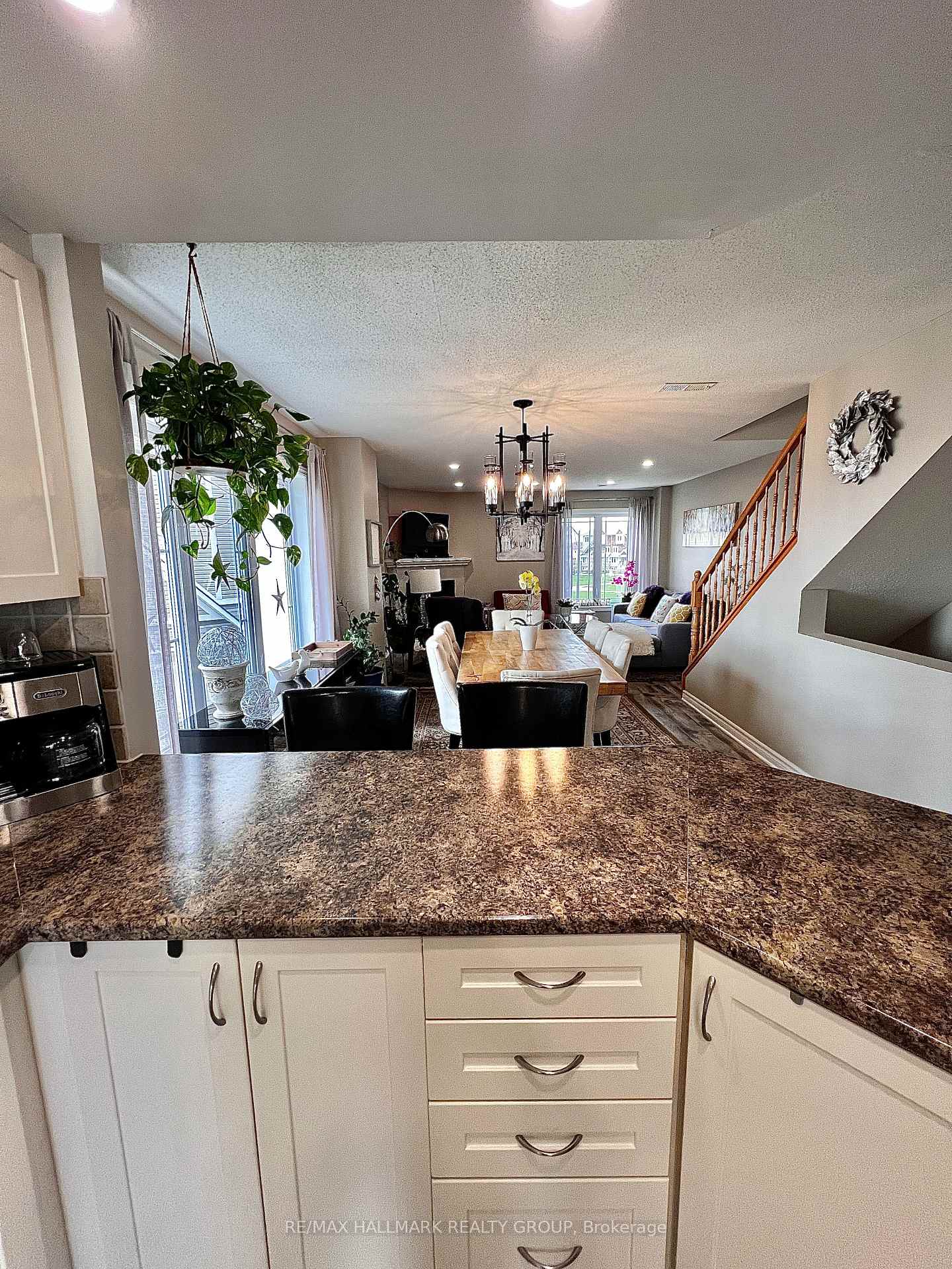 Photo 10 of Unit 52, 630 Lakeridge Drive, Ottawa, Avalon East — HOMEH