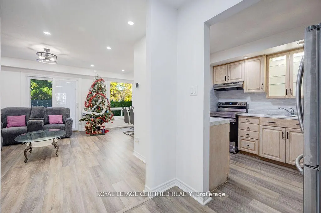 Photo 5 of 375 Ontario Street, Milton, Dorset Park — HOMEH