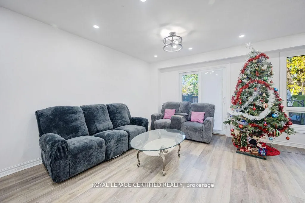 Photo 8 of 375 Ontario Street, Milton, Dorset Park — HOMEH