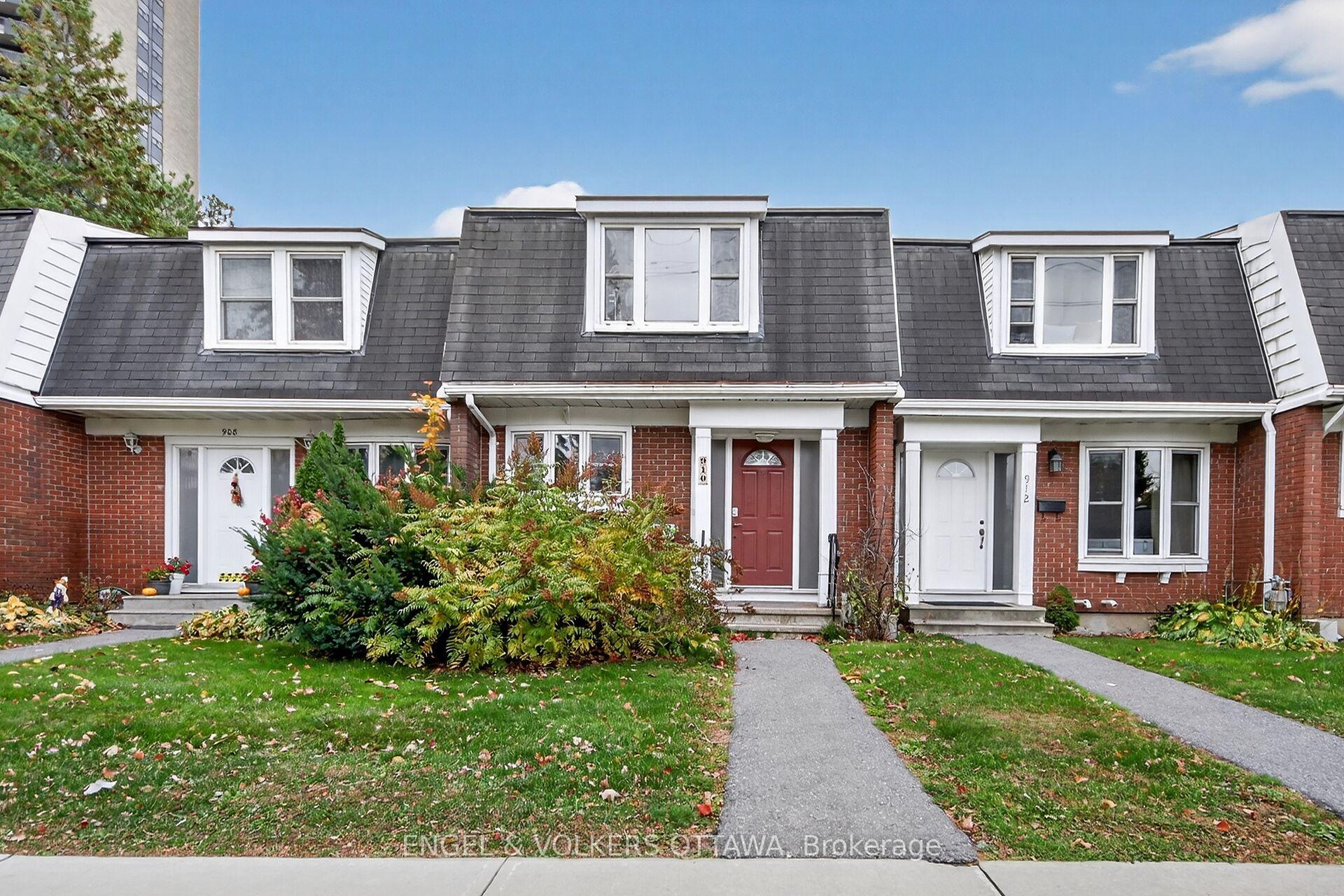 Photo 1 of 910 Dynes Road, Ottawa, Carleton Square — HOMEH