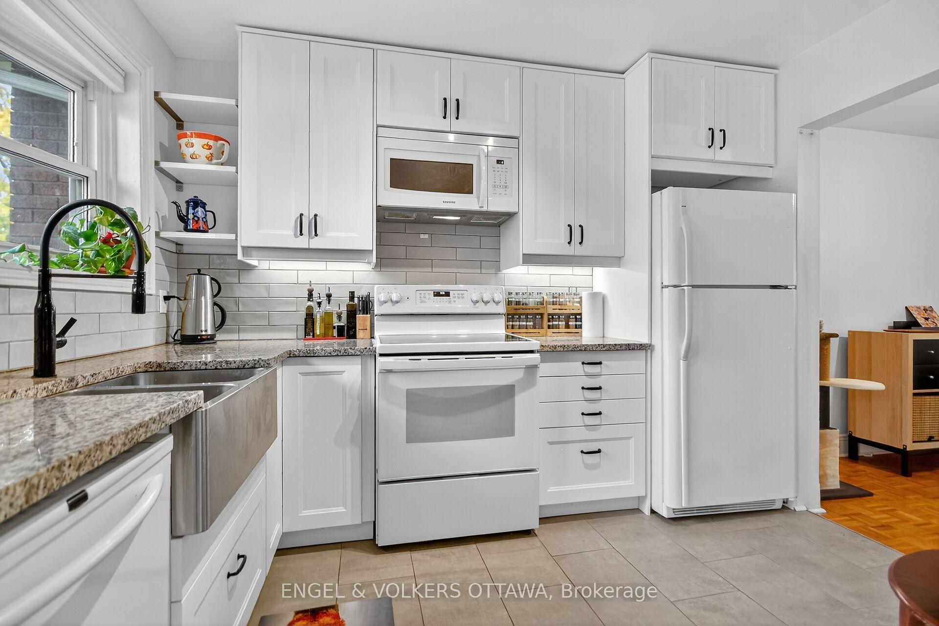 Photo 7 of 910 Dynes Road, Ottawa, Carleton Square — HOMEH