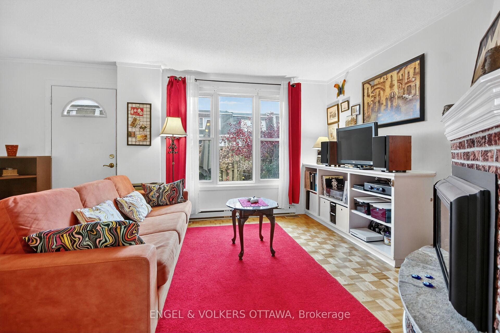 Photo 10 of 910 Dynes Road, Ottawa, Carleton Square — HOMEH
