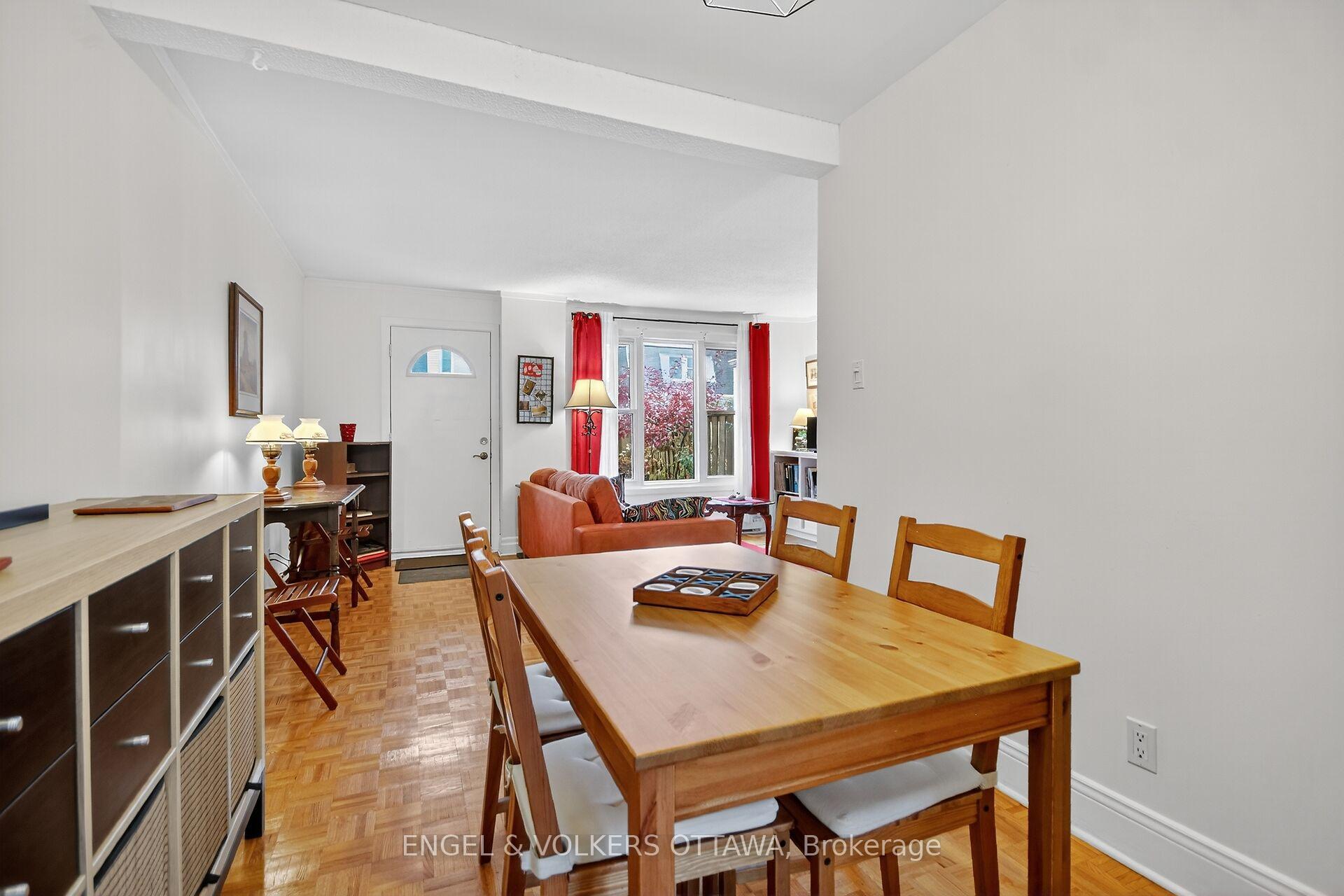 Photo 17 of 910 Dynes Road, Ottawa, Carleton Square — HOMEH