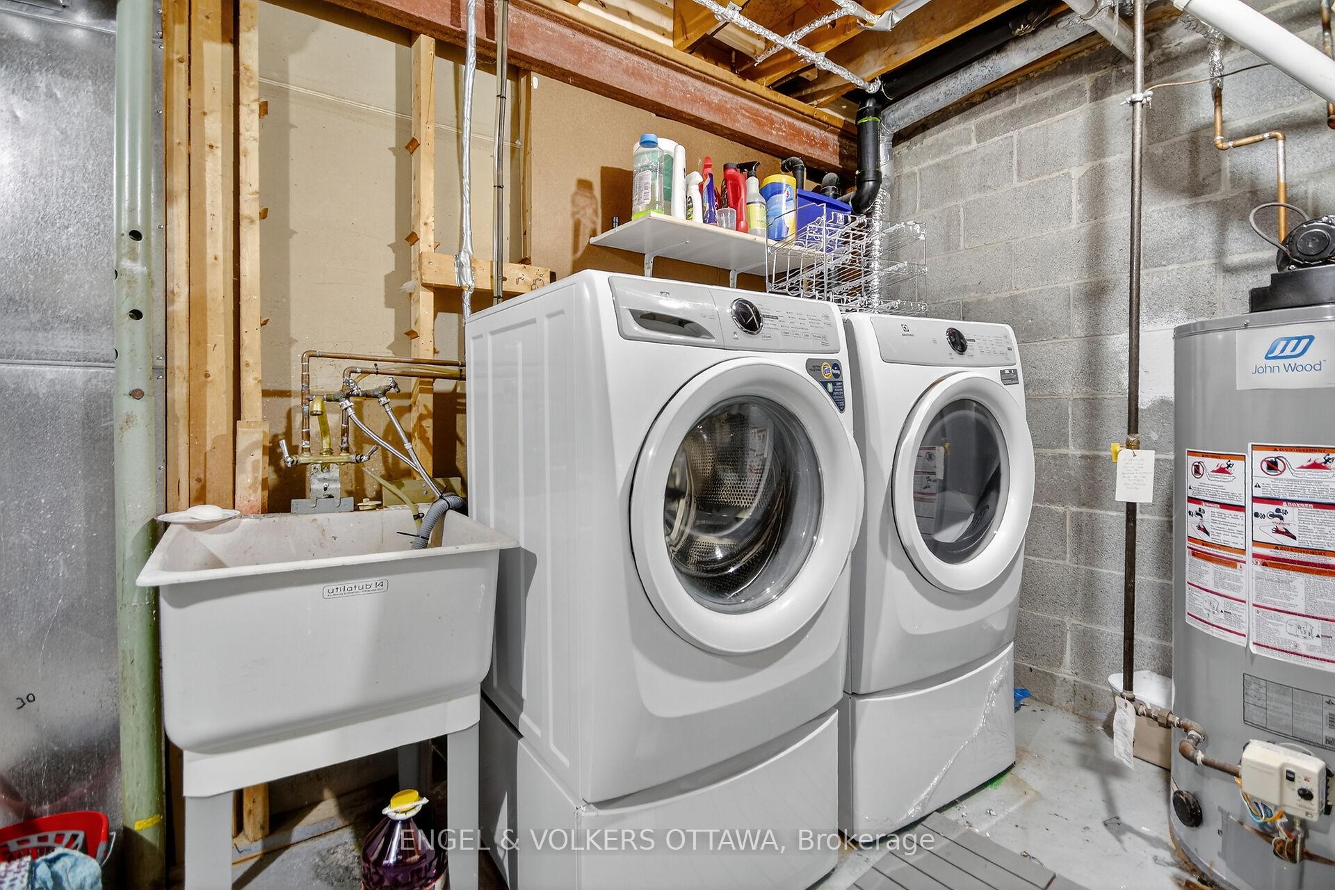 Photo 33 of 910 Dynes Road, Ottawa, Carleton Square — HOMEH