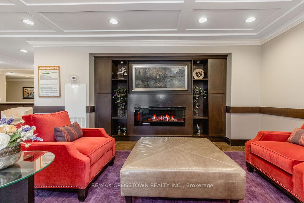 Photo 3 of Unit 418, 420 William Graham Drive, Aurora, Rural Aurora — HOMEH