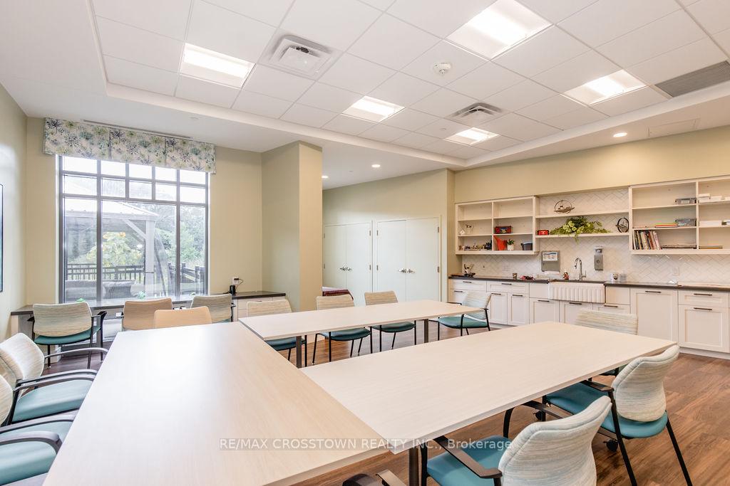Photo 29 of Unit 418, 420 William Graham Drive, Aurora, Rural Aurora — HOMEH