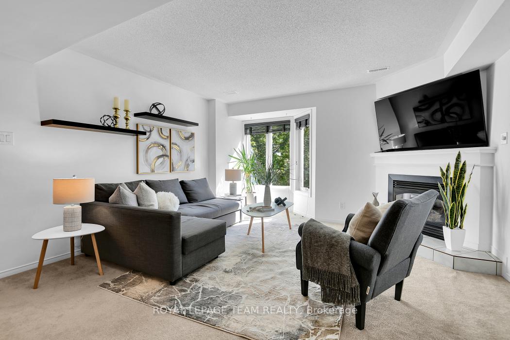 Photo 4 of 299 Nepean Street, Ottawa, Ottawa Centre — HOMEH