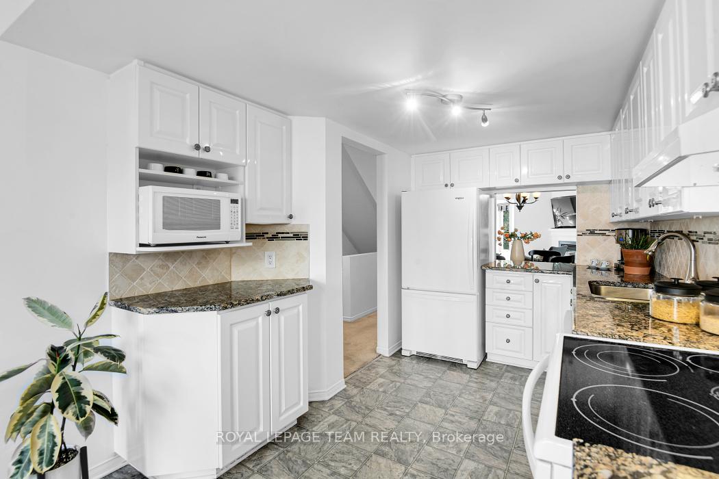 Photo 10 of 299 Nepean Street, Ottawa, Ottawa Centre — HOMEH