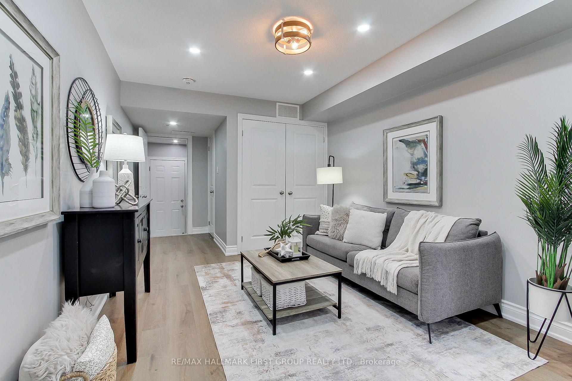 Photo 6 of 2522 Boston Glen, Pickering, Duffin Heights — HOMEH