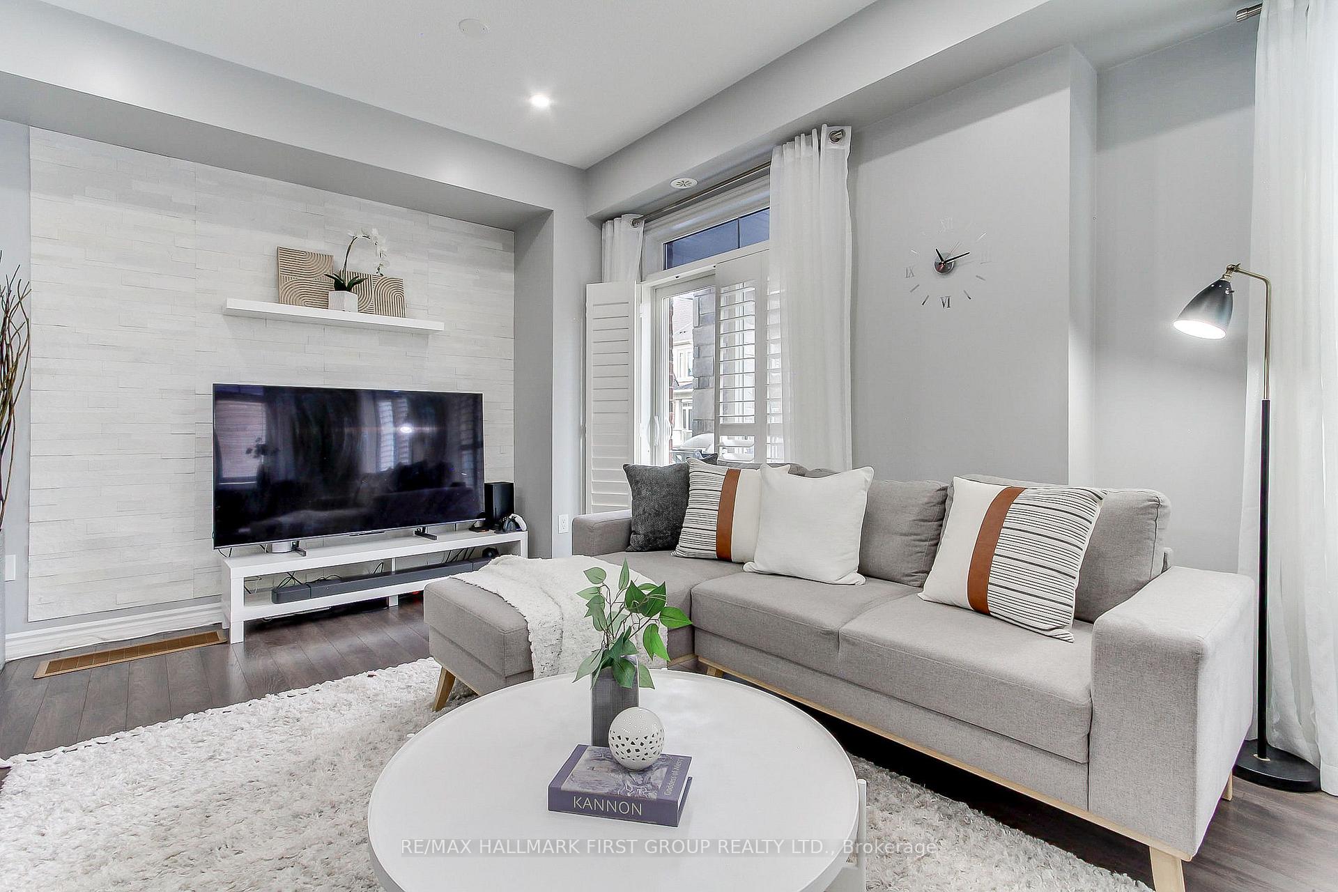 Photo 16 of 2522 Boston Glen, Pickering, Duffin Heights — HOMEH