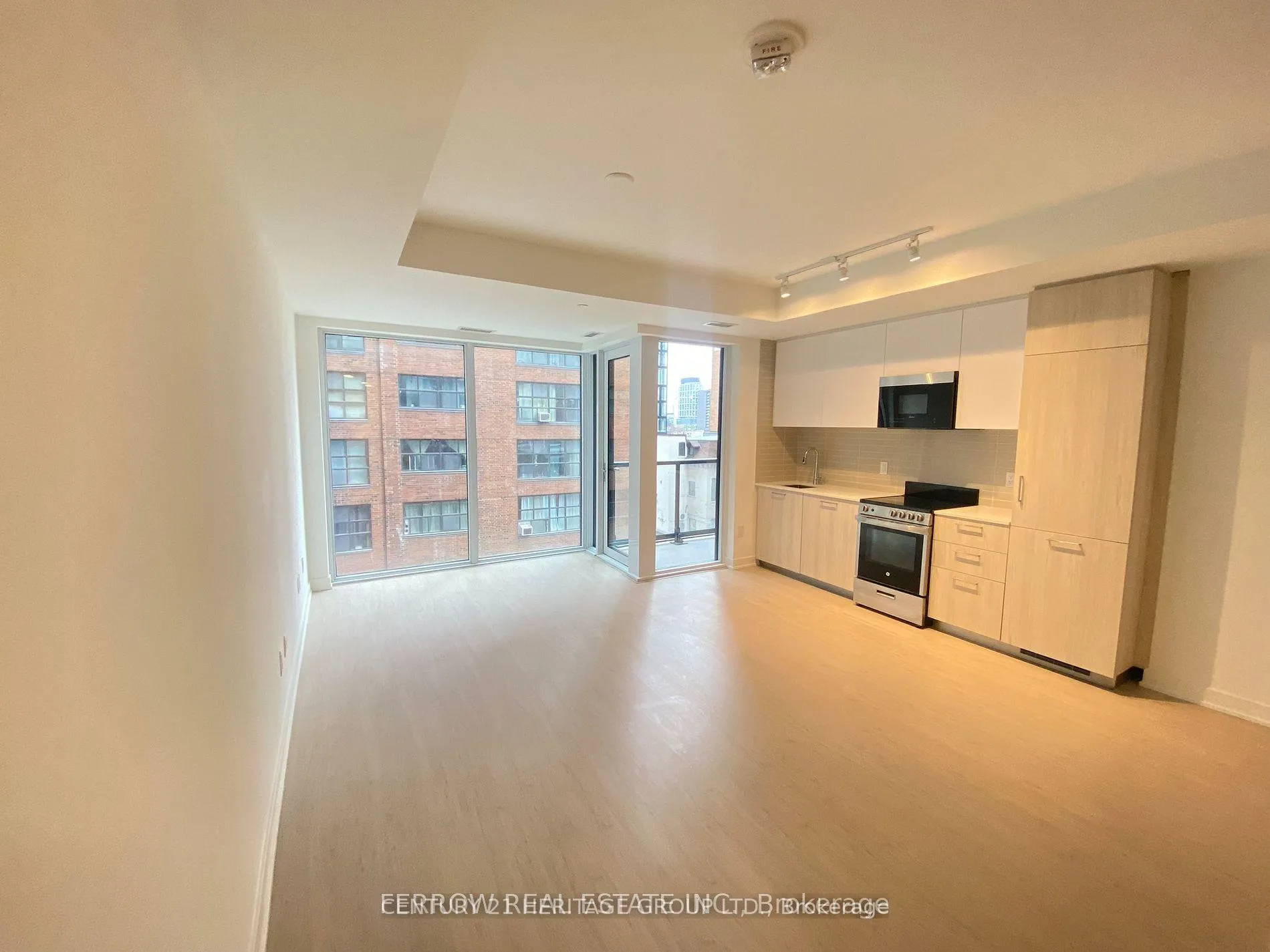 Photo 3 of Unit 403, 65 Mutual Street, Toronto, Church-Yonge Corridor — HOMEH