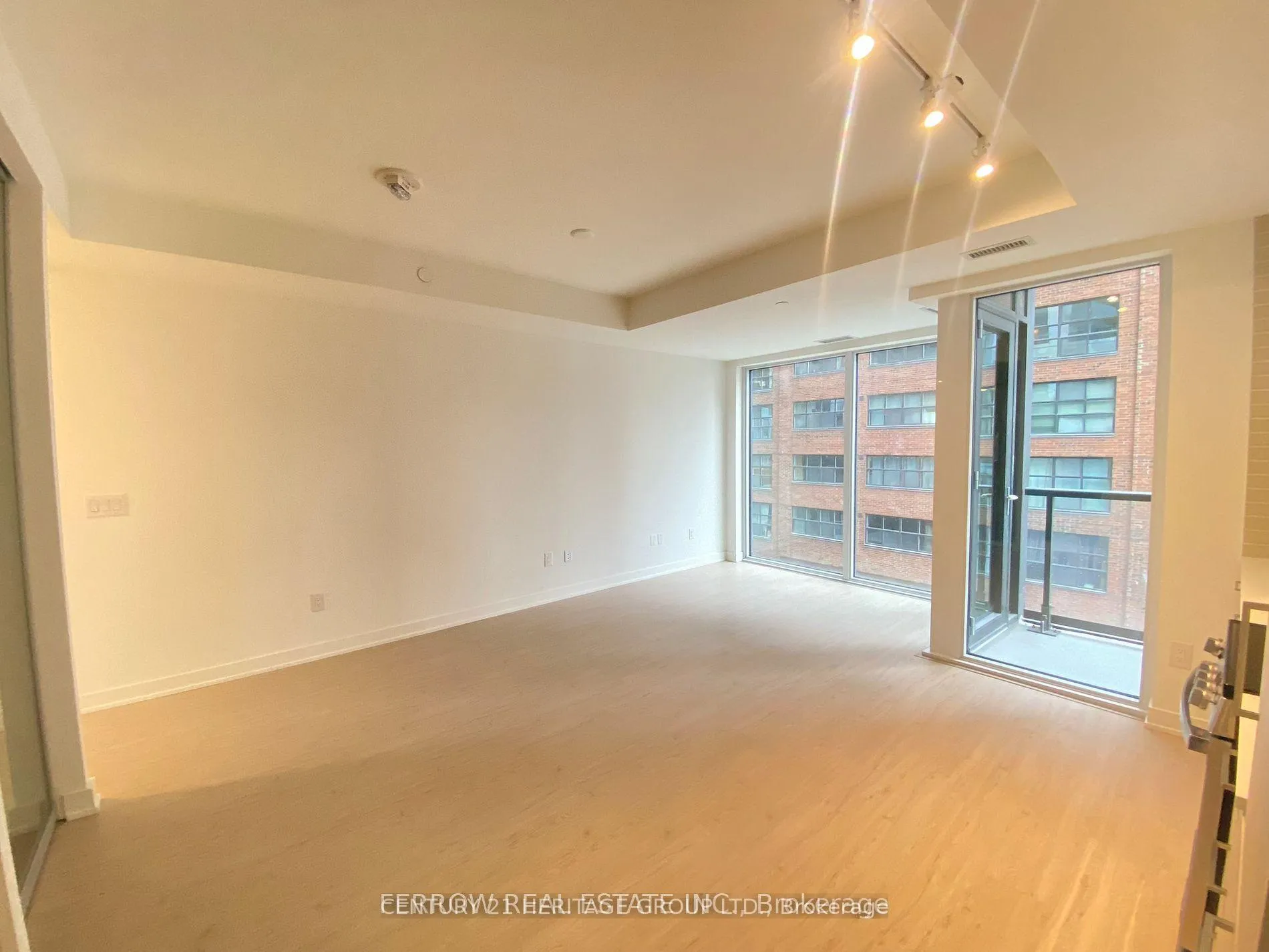 Photo 4 of Unit 403, 65 Mutual Street, Toronto, Church-Yonge Corridor — HOMEH