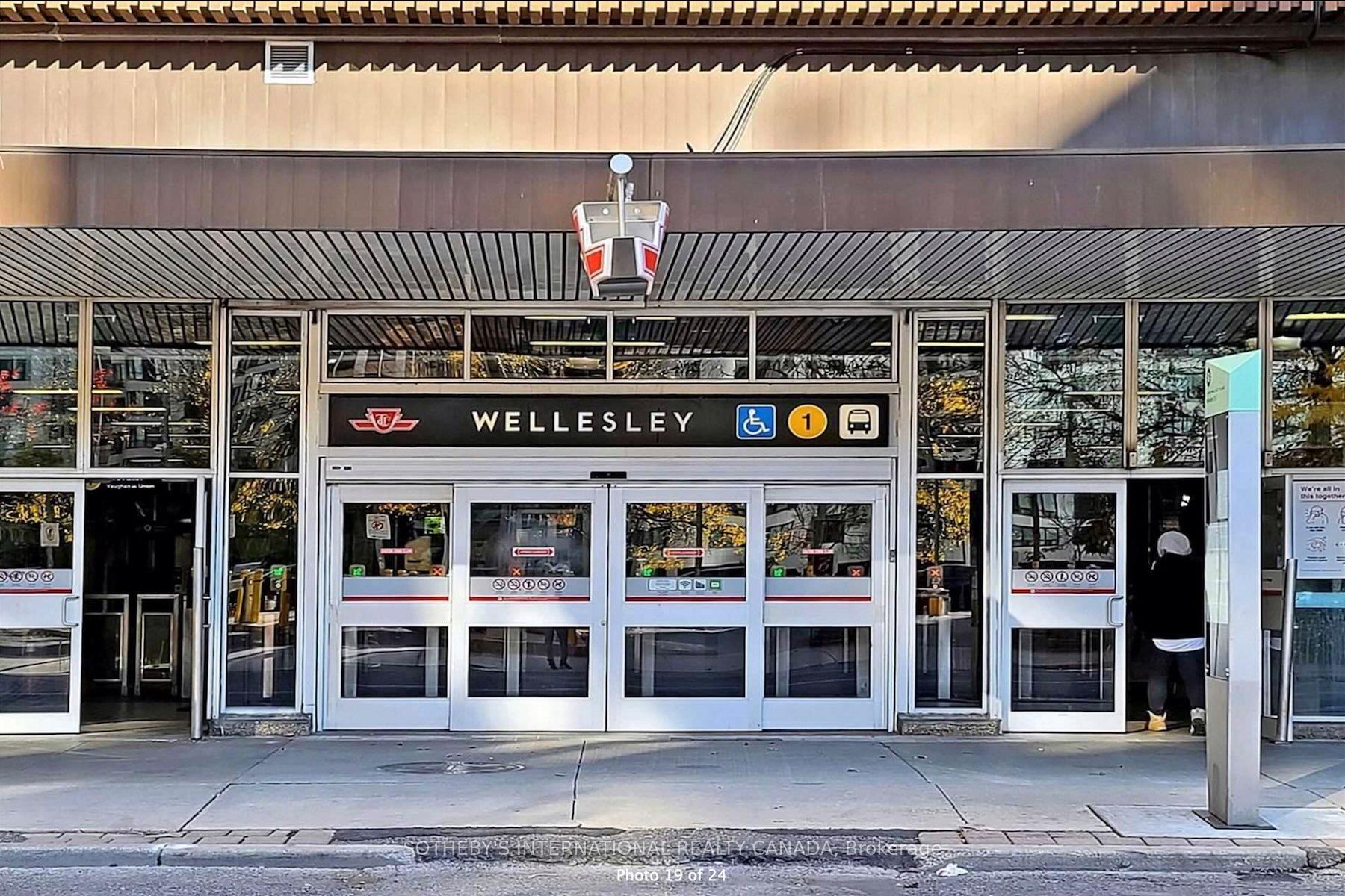 Photo 3 of Unit 507, 8 Wellesley Street E, Toronto, Church-Yonge Corridor — HOMEH
