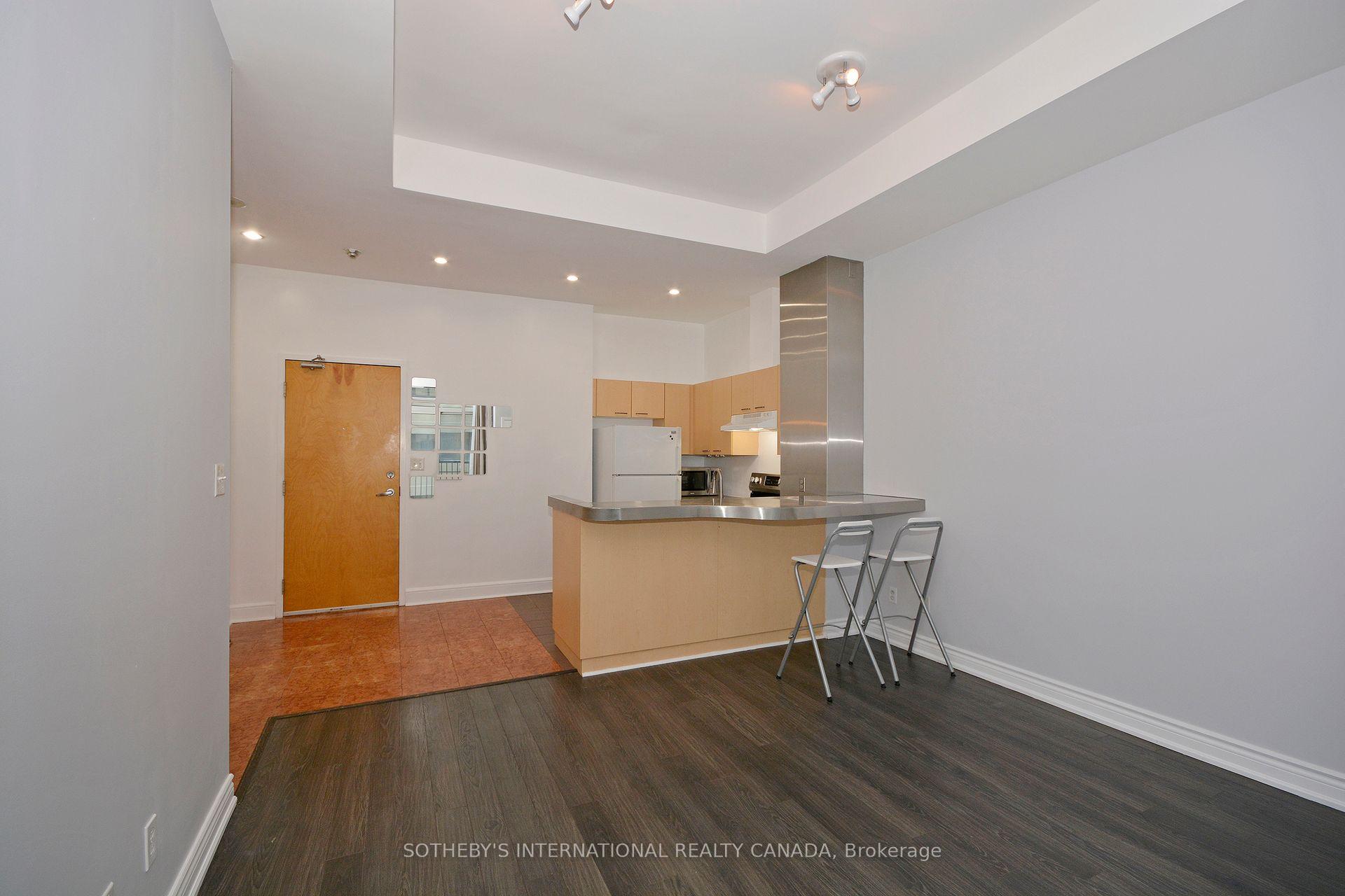 Photo 6 of Unit 507, 8 Wellesley Street E, Toronto, Church-Yonge Corridor — HOMEH