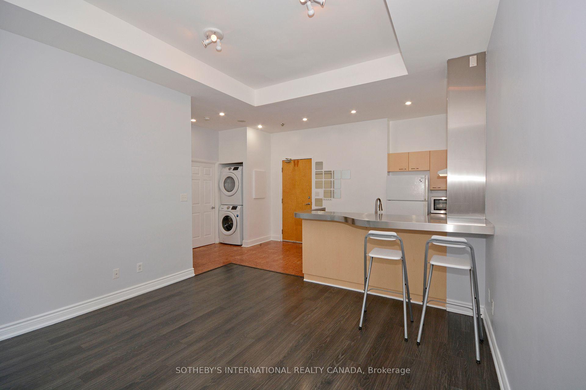 Photo 10 of Unit 507, 8 Wellesley Street E, Toronto, Church-Yonge Corridor — HOMEH