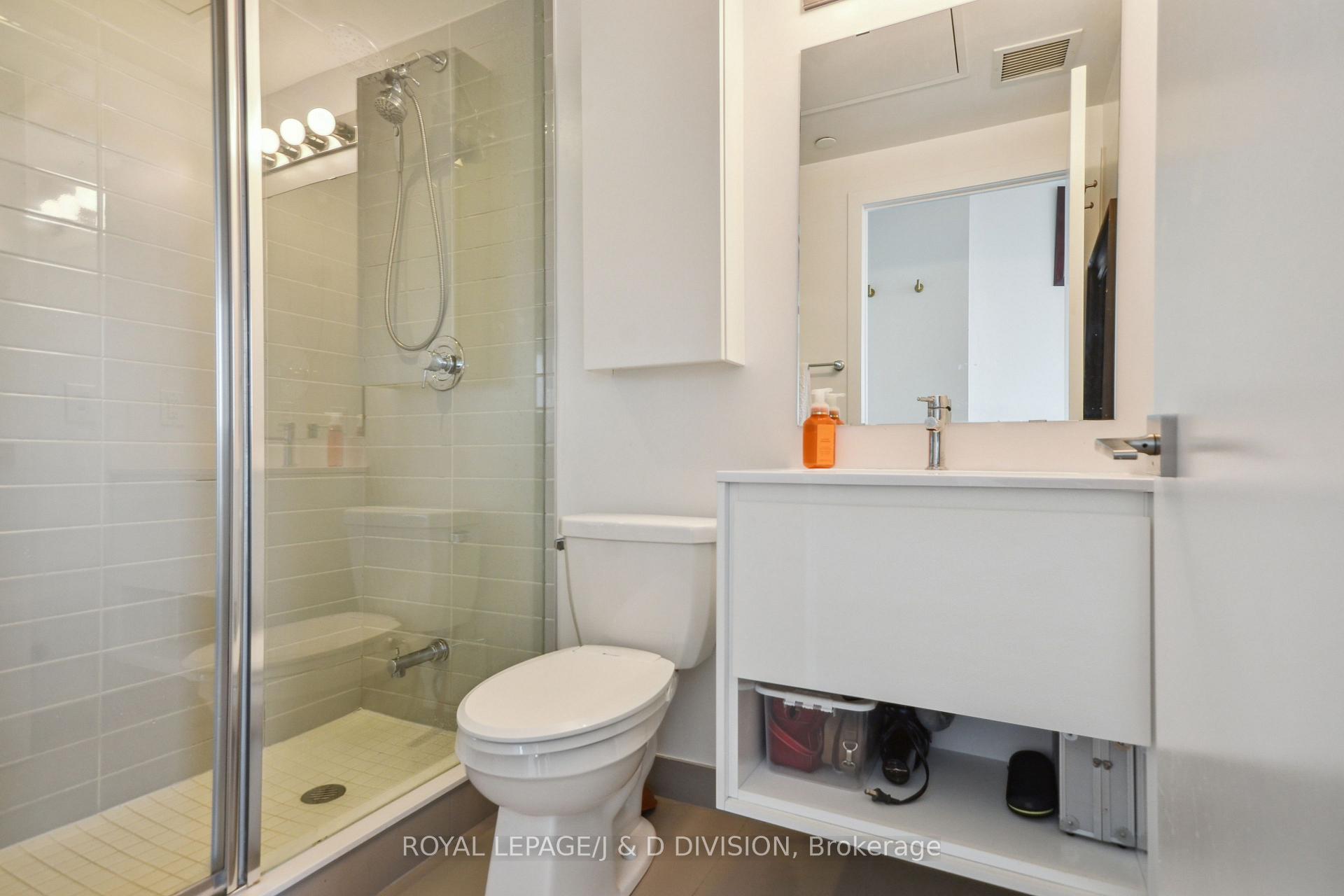 Photo 5 of Unit 3008, 159 Wellesley Street E, Toronto, Cabbagetown-South St. James Town — HOMEH