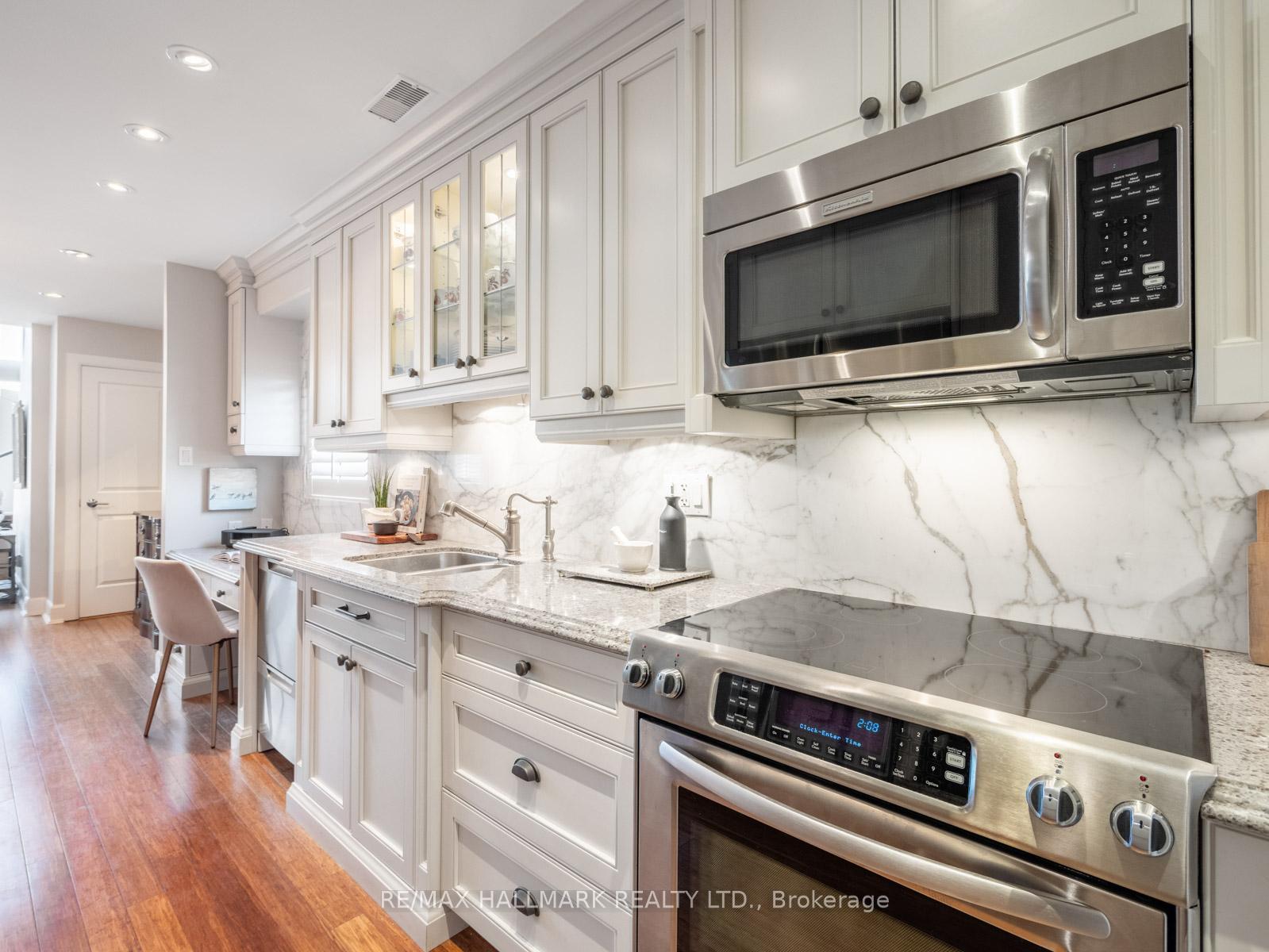 Photo 14 of Unit 306, 2012 Queen Street E, Toronto, The Beaches — HOMEH