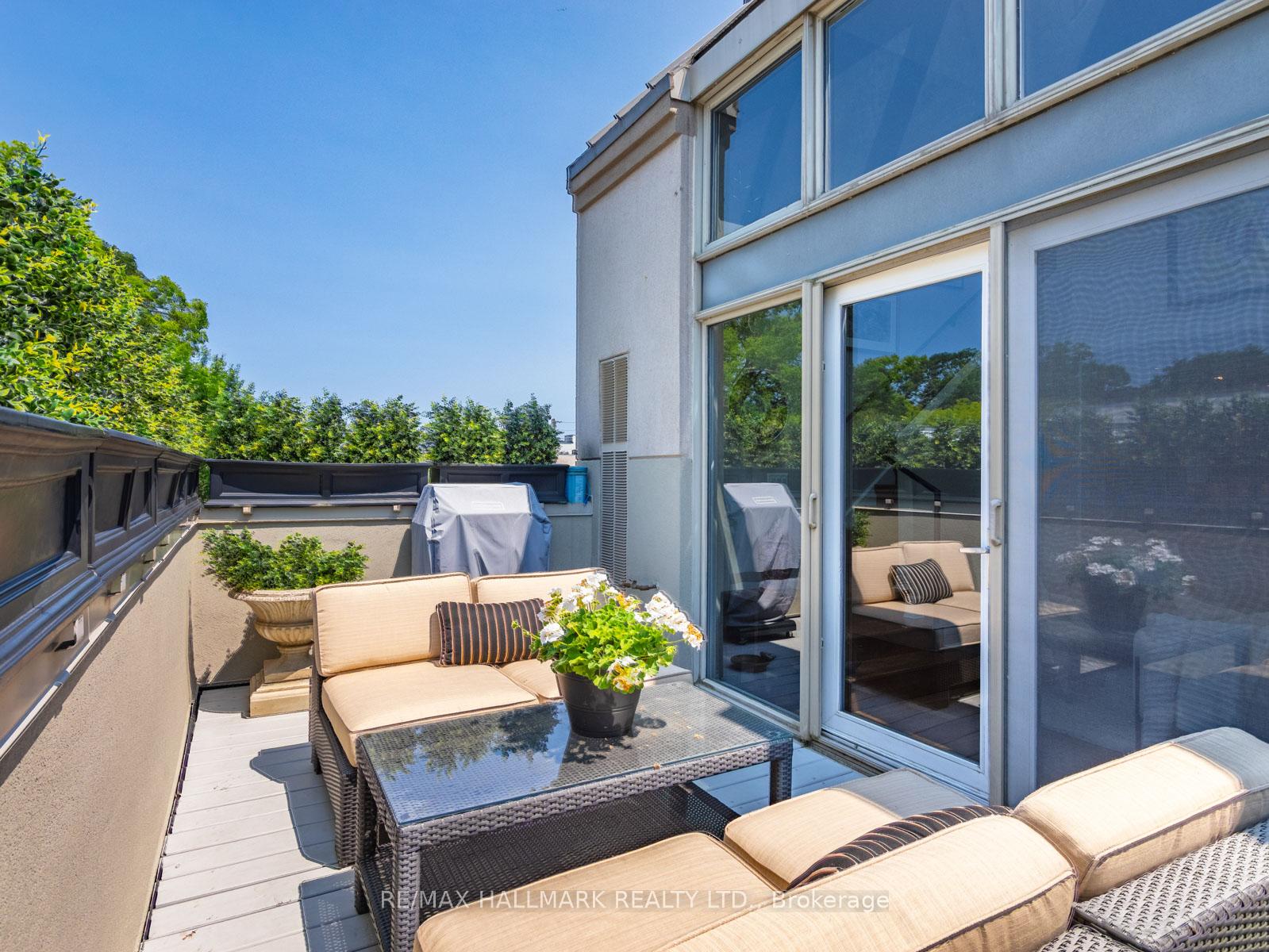 Photo 17 of Unit 306, 2012 Queen Street E, Toronto, The Beaches — HOMEH