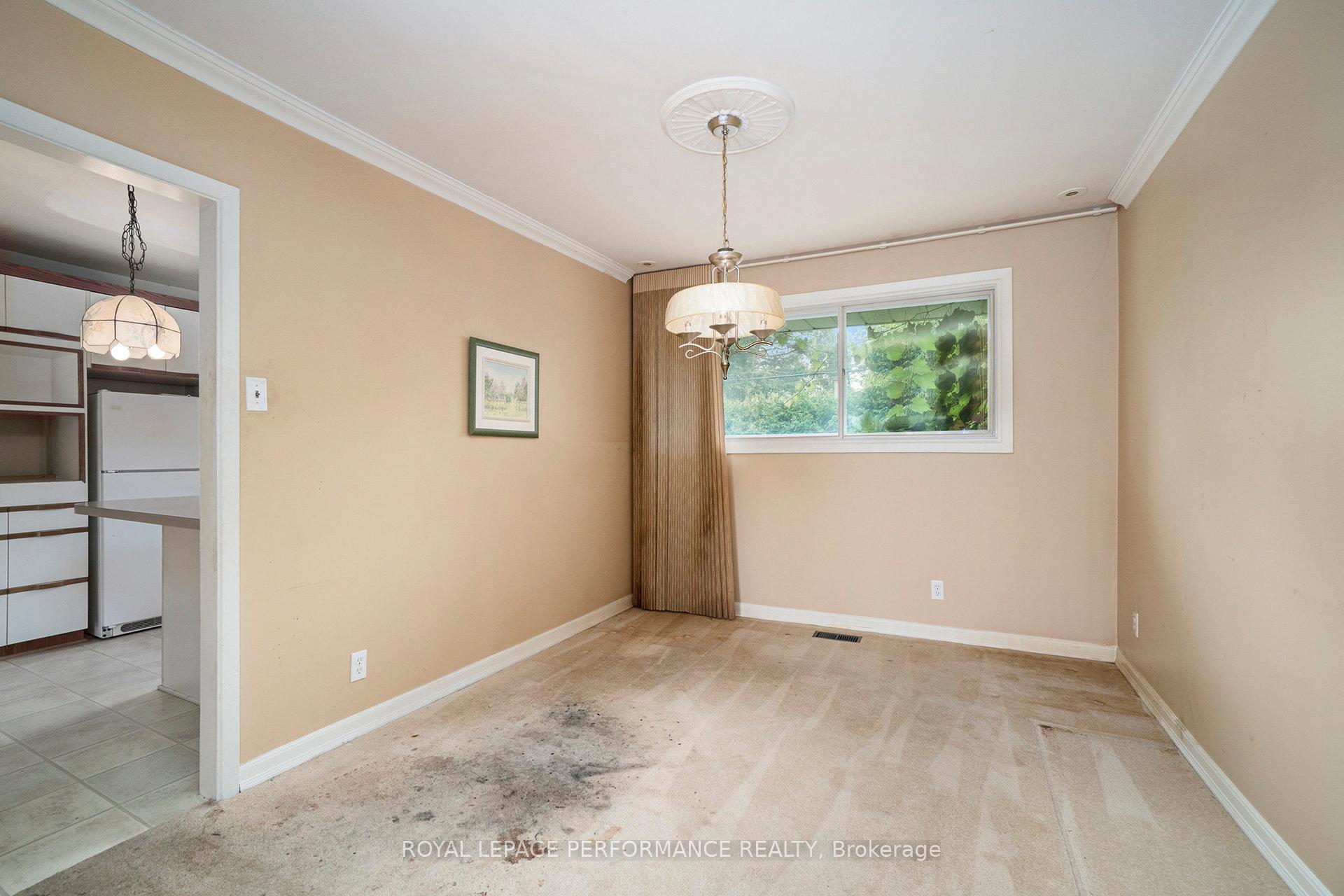 Photo 11 of 29 Horner Drive, Ottawa, Lakeview Park — HOMEH