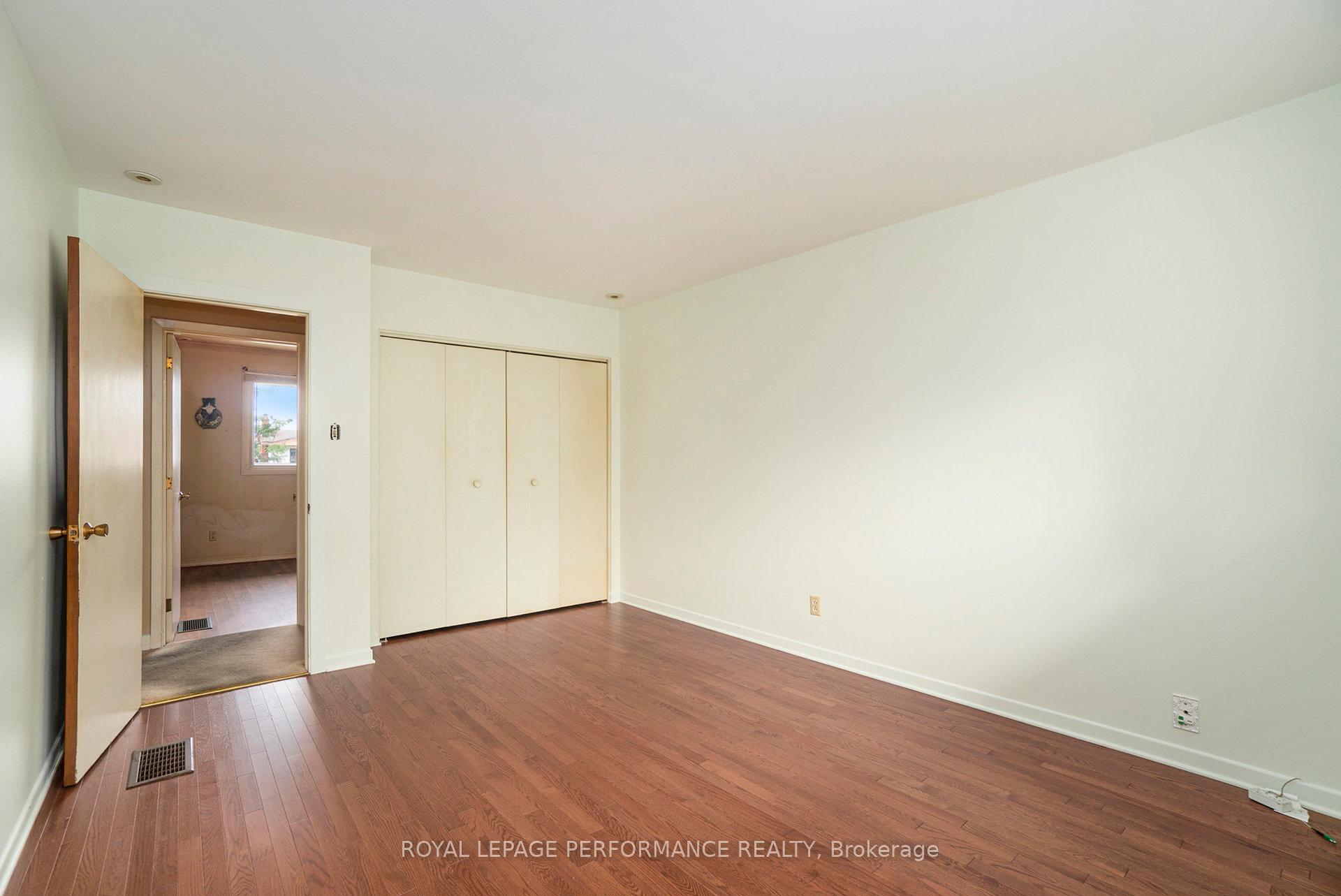 Photo 19 of 29 Horner Drive, Ottawa, Lakeview Park — HOMEH