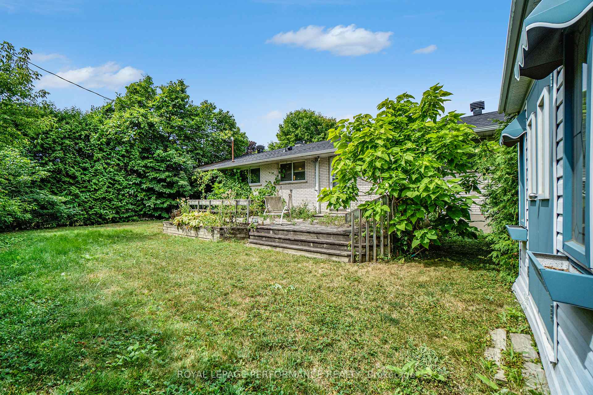 Photo 22 of 29 Horner Drive, Ottawa, Lakeview Park — HOMEH