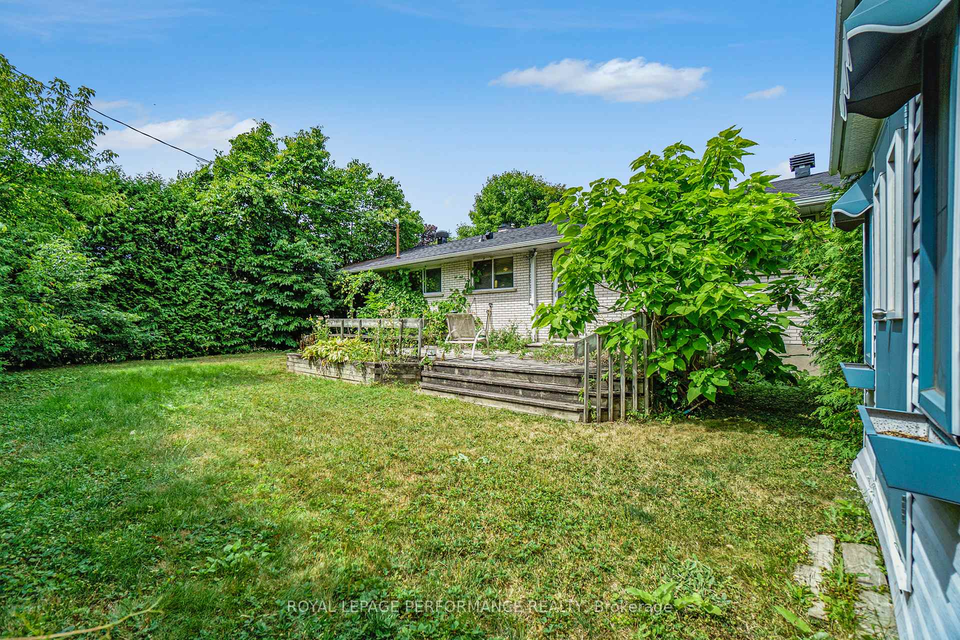 Photo 23 of 29 Horner Drive, Ottawa, Lakeview Park — HOMEH
