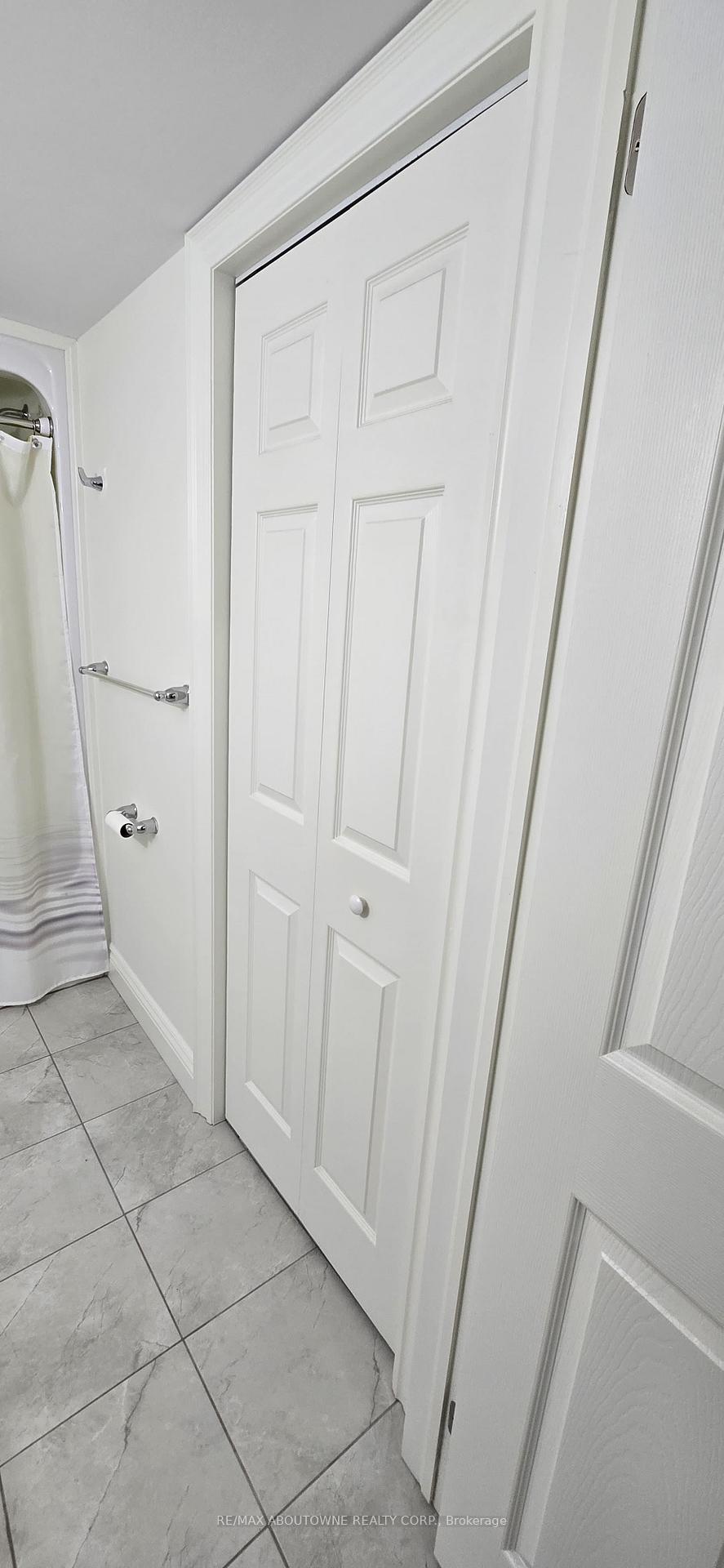 Photo 13 of Unit 402, 64 Frederick Drive, Guelph, Pineridge/Westminster Woods — HOMEH