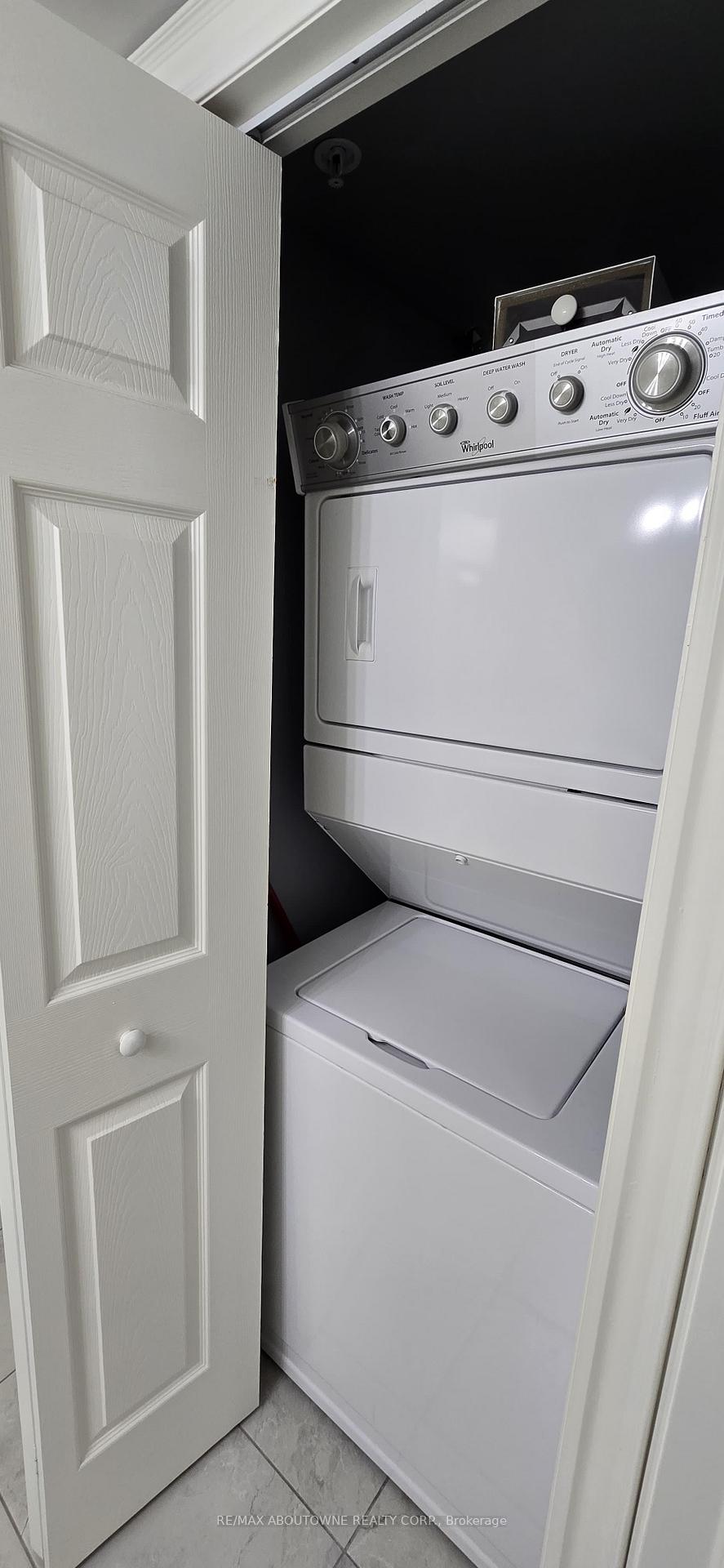 Photo 14 of Unit 402, 64 Frederick Drive, Guelph, Pineridge/Westminster Woods — HOMEH